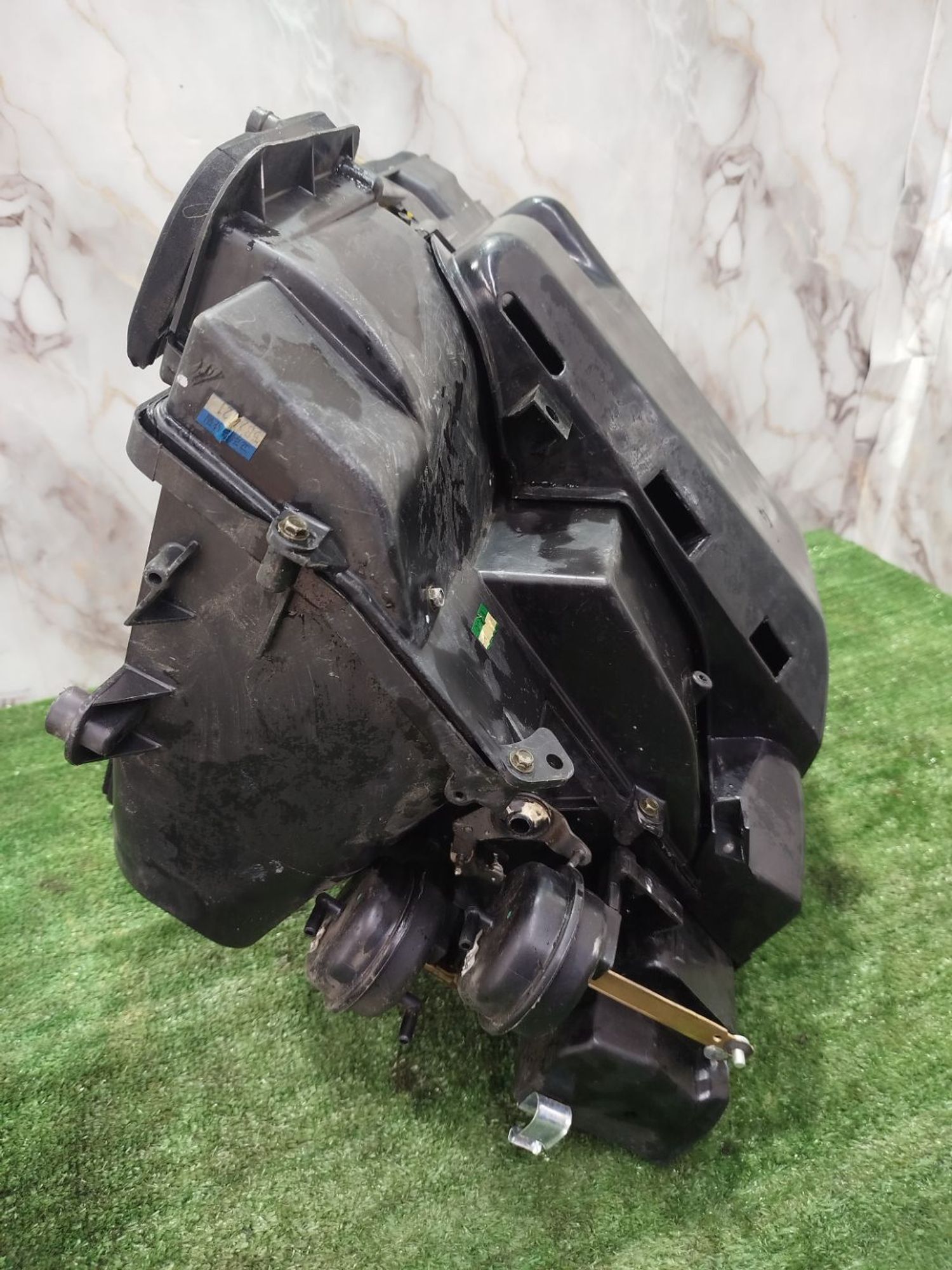 https://ycs.partsauto.market/partsauto-images/thmbs/userImages/2083c2a62fd034e59038f15de4c6b061/part/23f90222-c6ec-4e56-8c2d-b3f98aced7b3_1782165326726.jpg