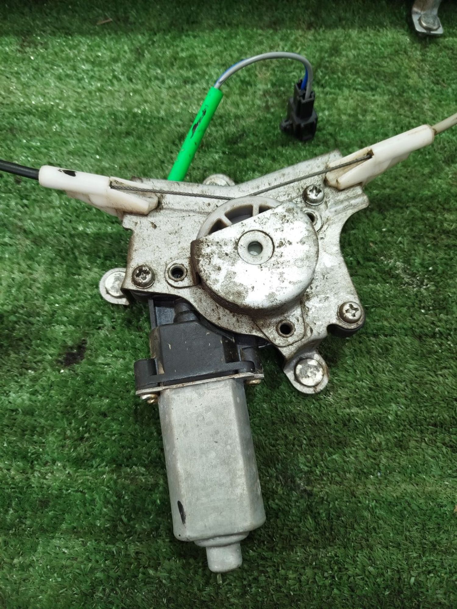 https://ycs.partsauto.market/partsauto-images/thmbs/userImages/2083c2a62fd034e59038f15de4c6b061/part/26bfc2a7-827f-4089-80b8-60666c59e526_1780055541579.jpg