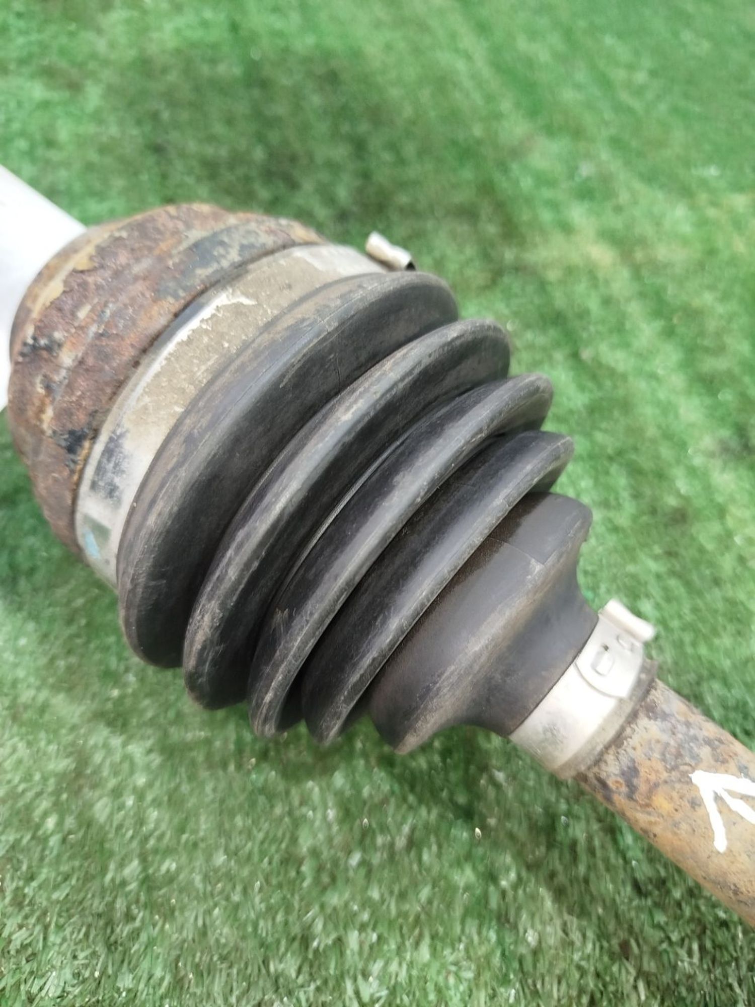 https://ycs.partsauto.market/partsauto-images/thmbs/userImages/2083c2a62fd034e59038f15de4c6b061/part/26d7369e-3759-4355-88f5-a04a97cc65b4_1782078465440.jpg