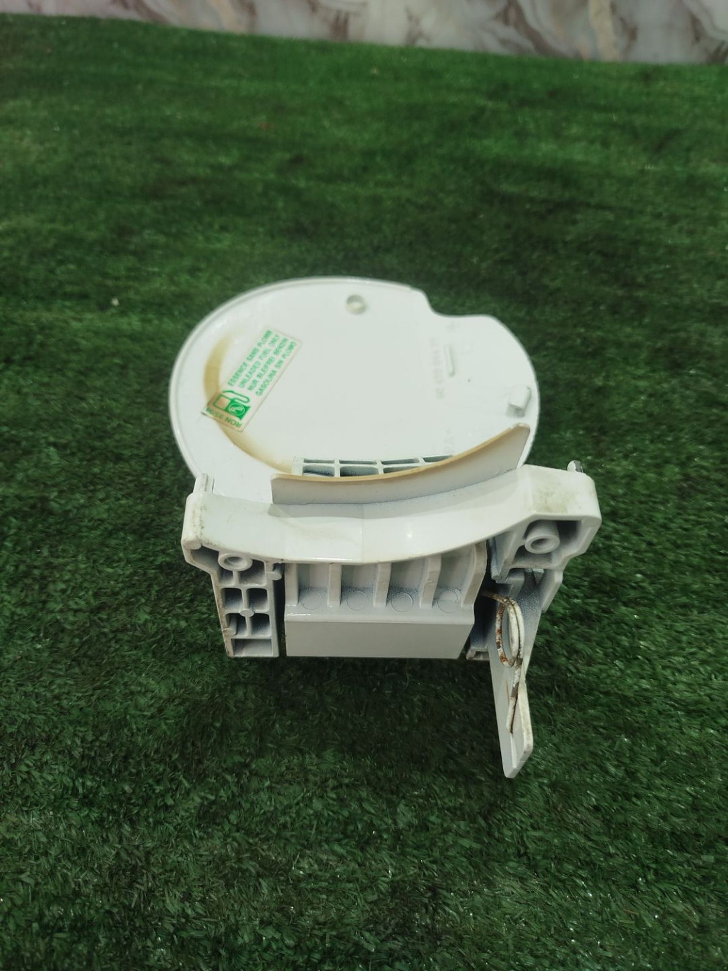 https://ycs.partsauto.market/partsauto-images/thmbs/userImages/2083c2a62fd034e59038f15de4c6b061/part/2785e652-a9ab-47d4-b795-f31516ea0cd2_1779370153915.jpg