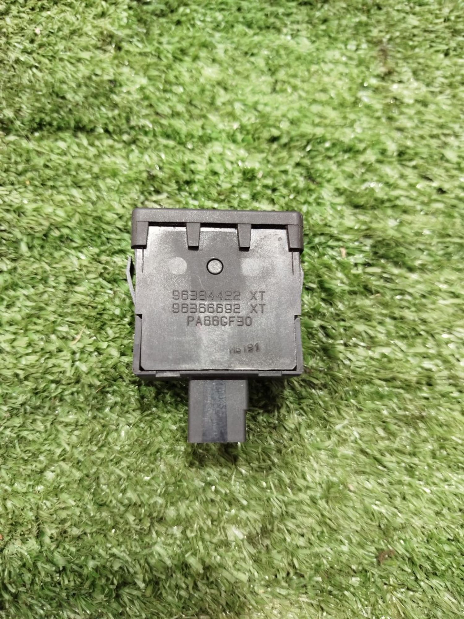 https://ycs.partsauto.market/partsauto-images/thmbs/userImages/2083c2a62fd034e59038f15de4c6b061/part/2b917d26-0c27-407b-96d9-10670e8fa5e8_1779870472688.jpg