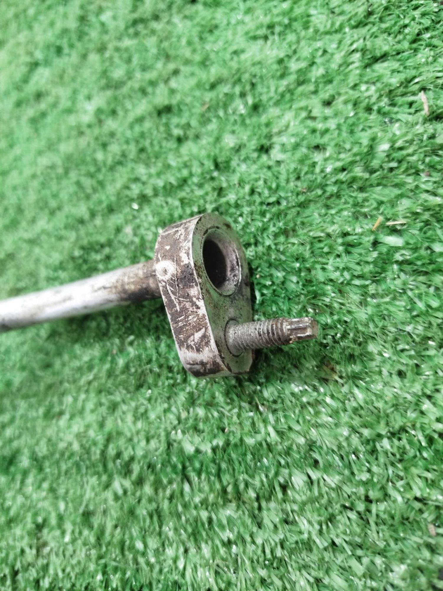 https://ycs.partsauto.market/partsauto-images/thmbs/userImages/2083c2a62fd034e59038f15de4c6b061/part/2e6270c0-b3c8-41fe-a744-2ebc6b67aee3_1782074924657.jpg
