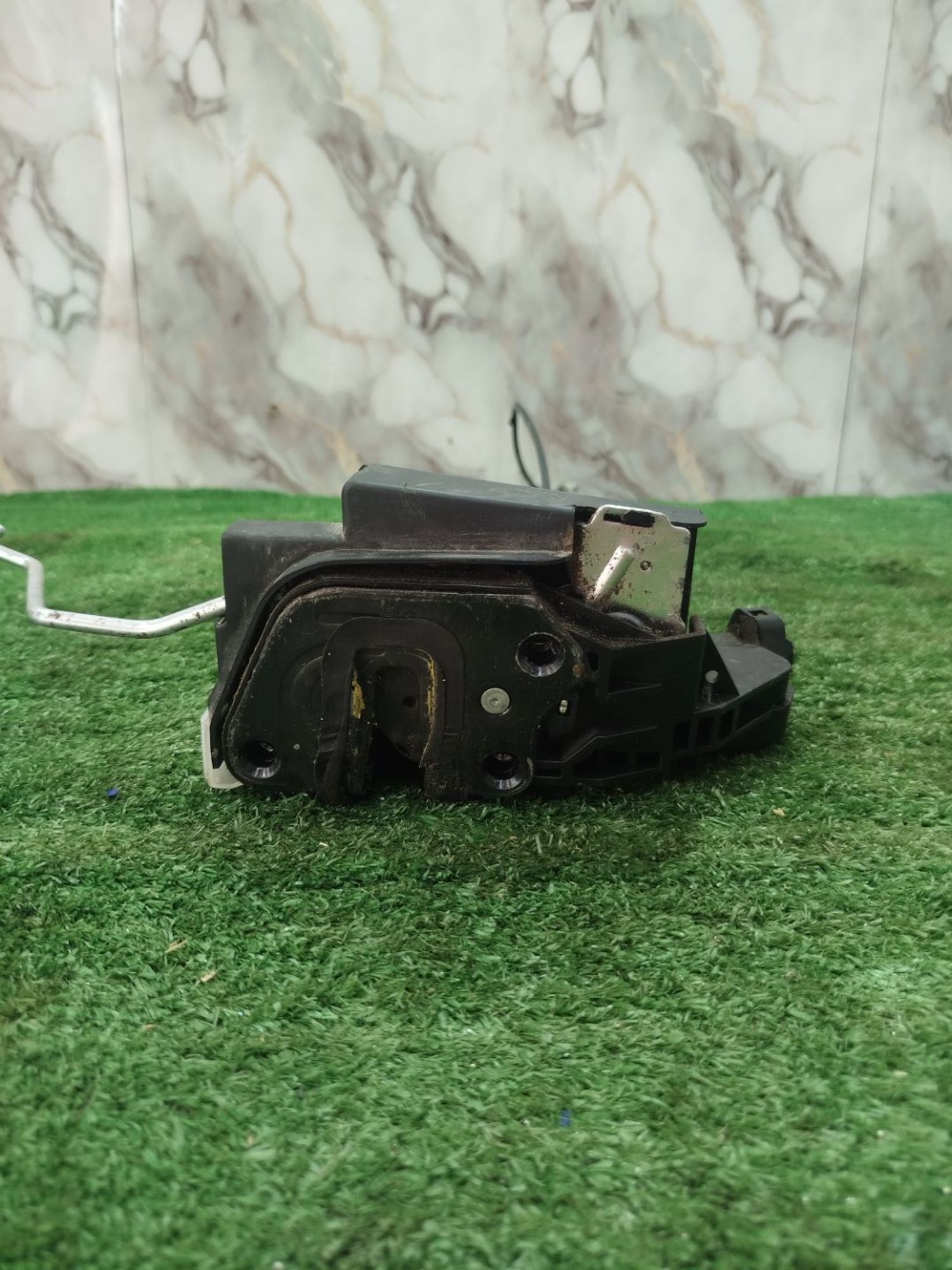 https://ycs.partsauto.market/partsauto-images/thmbs/userImages/2083c2a62fd034e59038f15de4c6b061/part/32363cbe-a9bd-4e63-af1e-6d9b54bcf861_1784807417118.jpg