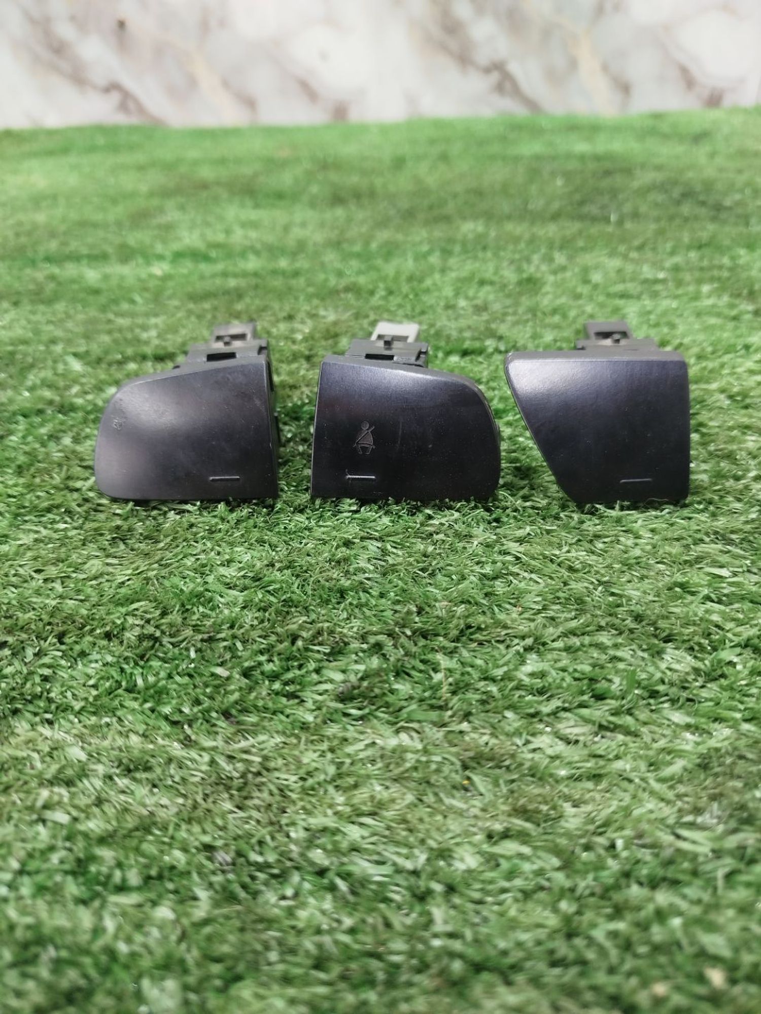https://ycs.partsauto.market/partsauto-images/thmbs/userImages/2083c2a62fd034e59038f15de4c6b061/part/338574b9-23f5-4ebe-8b8a-f0c3c2fbaba9_1779874780617.jpg