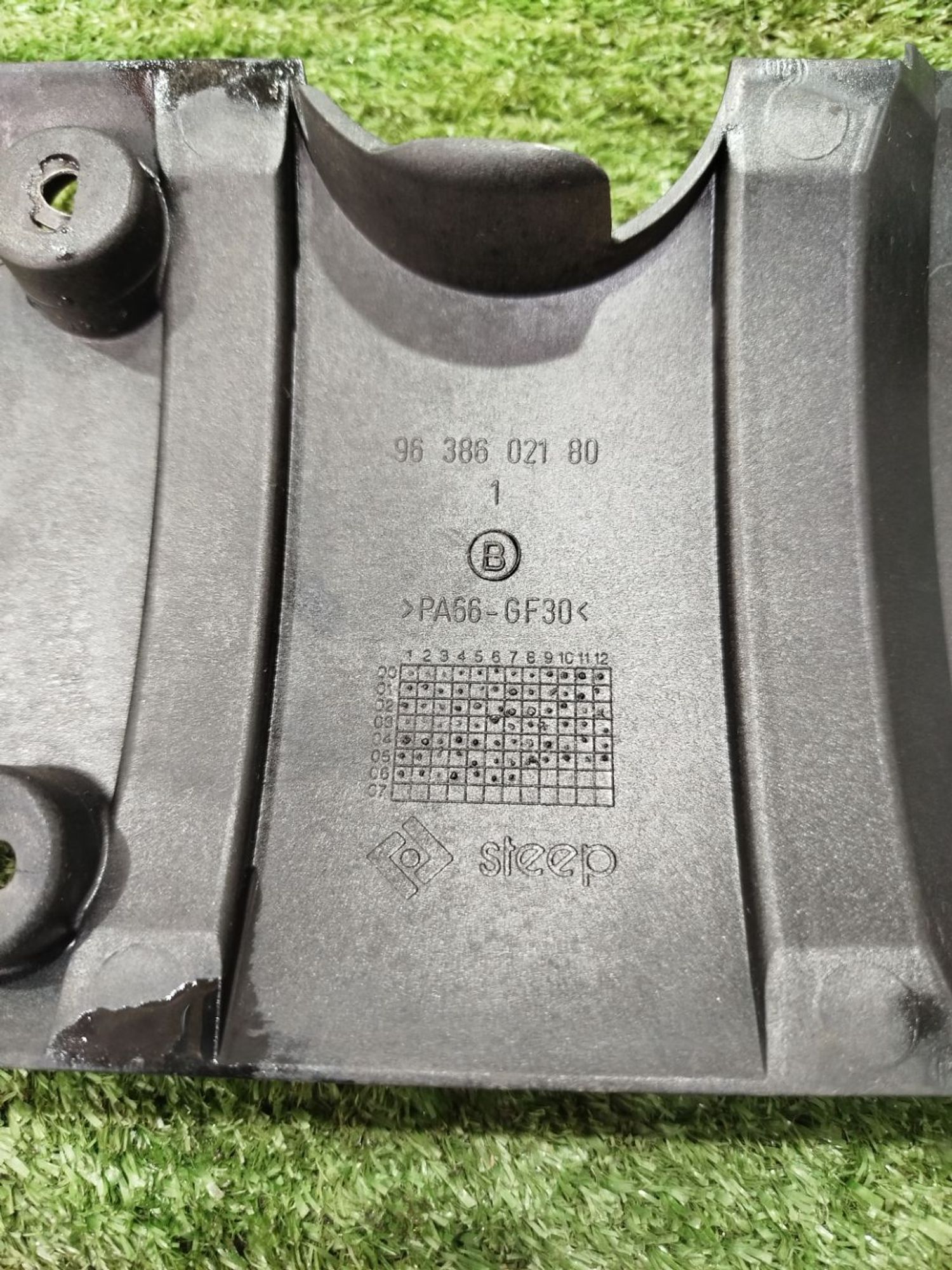https://ycs.partsauto.market/partsauto-images/thmbs/userImages/2083c2a62fd034e59038f15de4c6b061/part/36e28b17-51e5-43ef-ada8-b5524710540c_1779872613654.jpg