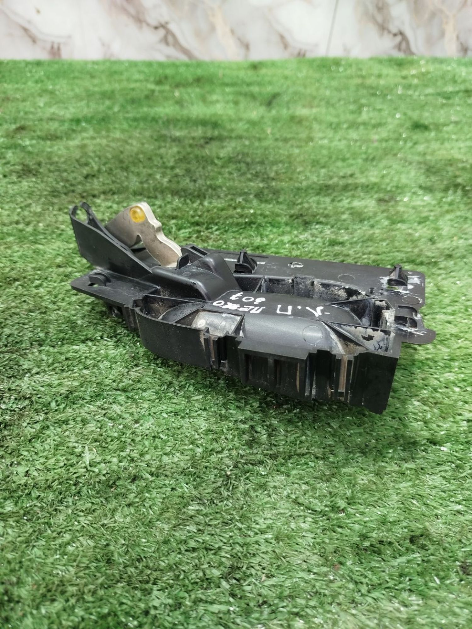https://ycs.partsauto.market/partsauto-images/thmbs/userImages/2083c2a62fd034e59038f15de4c6b061/part/3c75ac10-3b06-4b68-8376-fb1fda6b5892_1779871951999.jpg