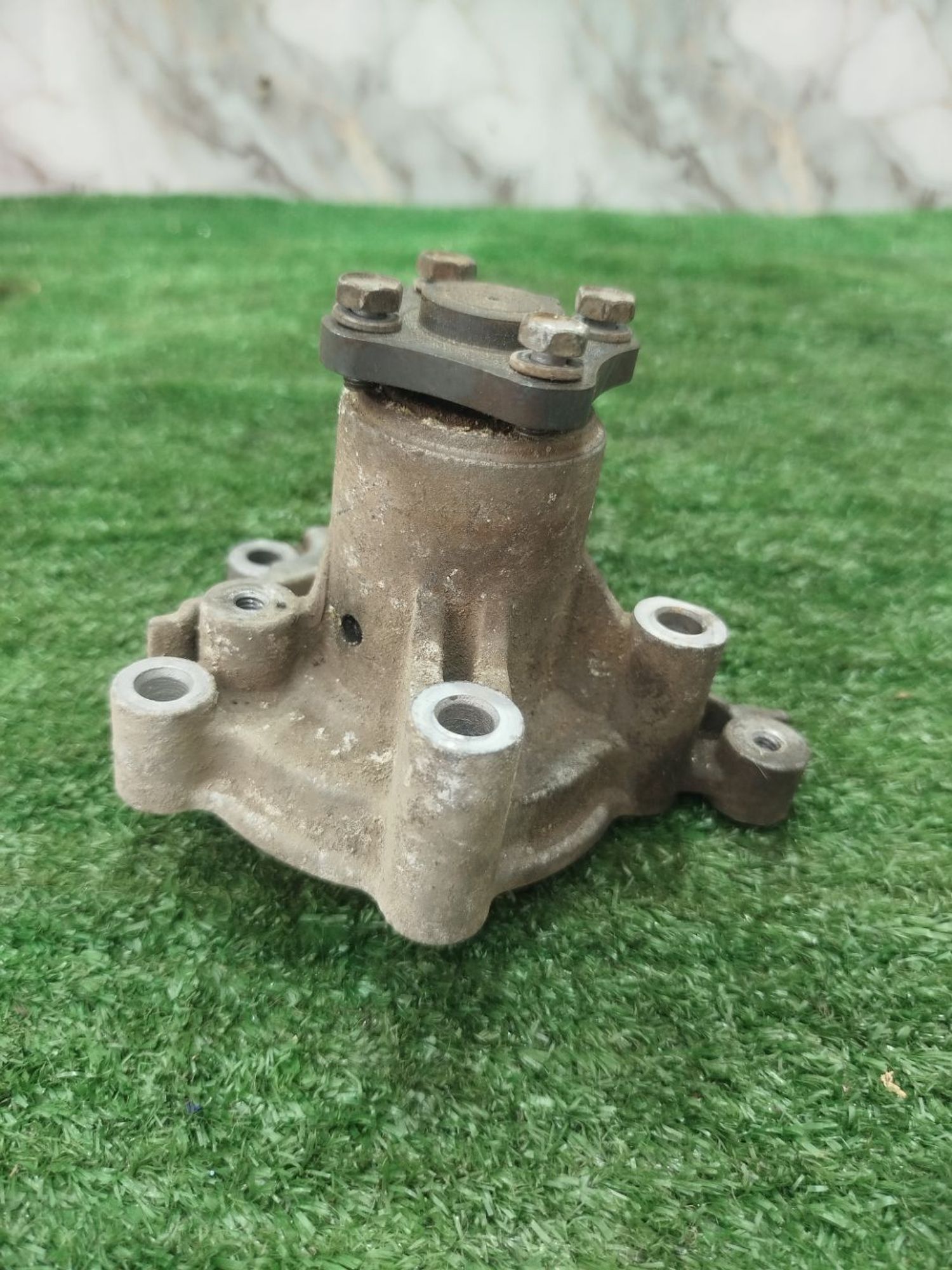 https://ycs.partsauto.market/partsauto-images/thmbs/userImages/2083c2a62fd034e59038f15de4c6b061/part/3e96dccc-81d5-412e-894d-9513739feea2_1785664238035.jpg