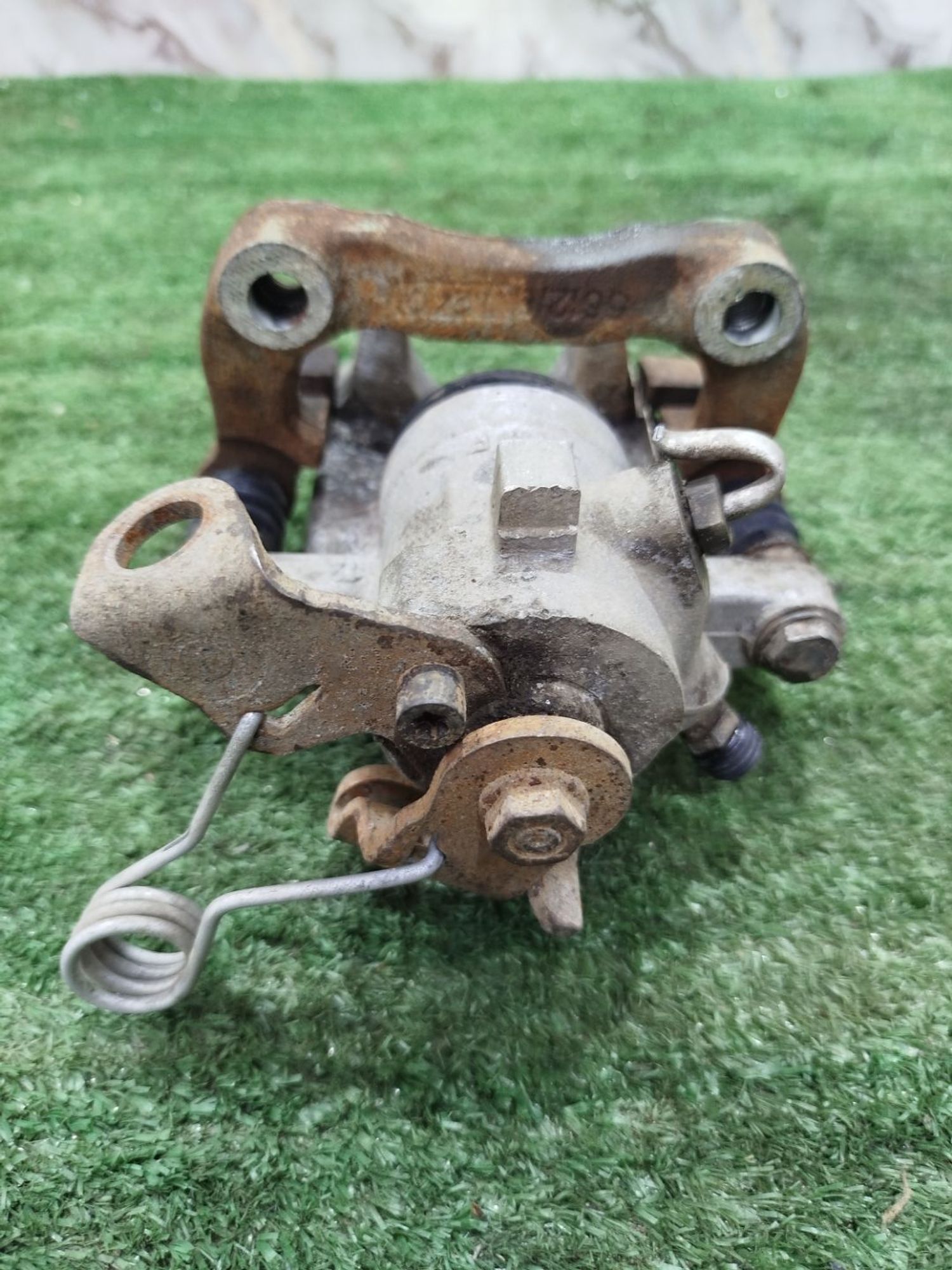 https://ycs.partsauto.market/partsauto-images/thmbs/userImages/2083c2a62fd034e59038f15de4c6b061/part/40ccfa86-accb-4458-9e22-fd259237220b_1779127261466.jpg
