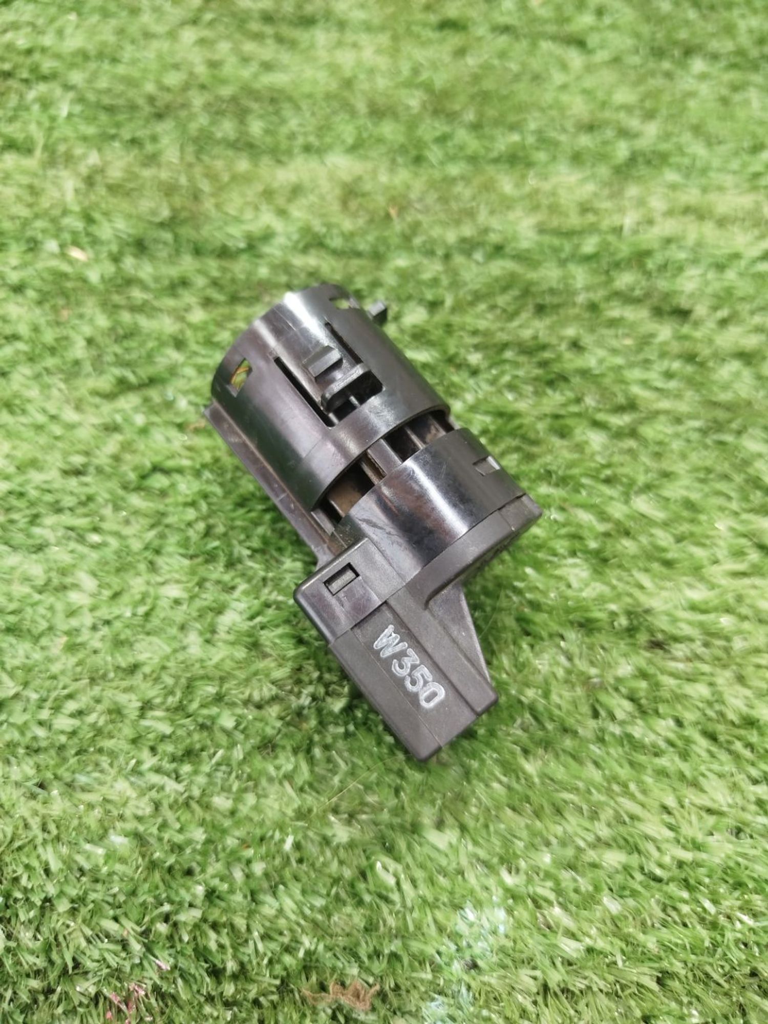 https://ycs.partsauto.market/partsauto-images/thmbs/userImages/2083c2a62fd034e59038f15de4c6b061/part/44252781-2c66-42f6-9f96-80820e5f4c35_1785783279831.jpg