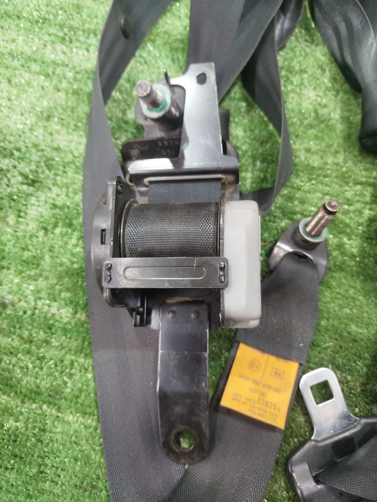 https://ycs.partsauto.market/partsauto-images/thmbs/userImages/2083c2a62fd034e59038f15de4c6b061/part/4b9c29b0-b9b8-42b3-8467-6350e670fa9f_1780045797572.jpg