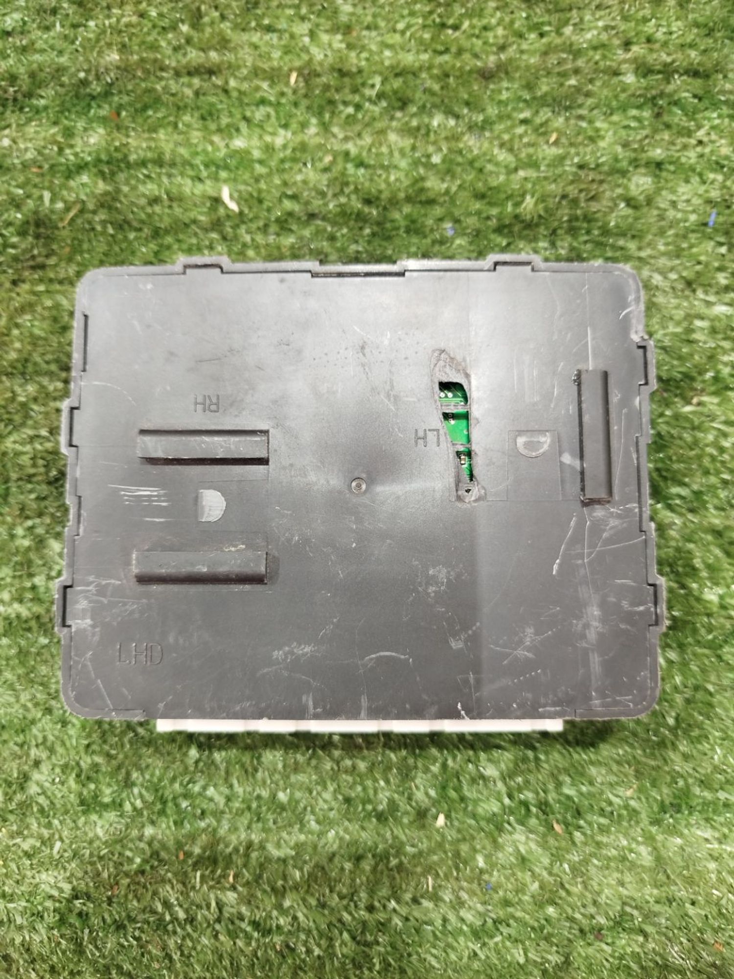 https://ycs.partsauto.market/partsauto-images/thmbs/userImages/2083c2a62fd034e59038f15de4c6b061/part/51b028a5-66f3-4788-9cf2-bf8ef81e33c6_1784803594213.jpg