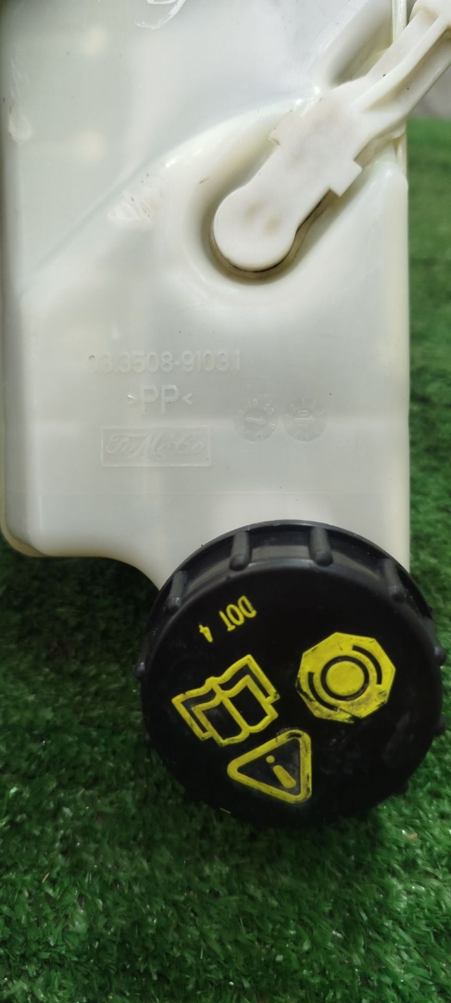 https://ycs.partsauto.market/partsauto-images/thmbs/userImages/2083c2a62fd034e59038f15de4c6b061/part/57454efe-7db1-4743-bf0f-9f883566d4fa_1785750082362.jpg