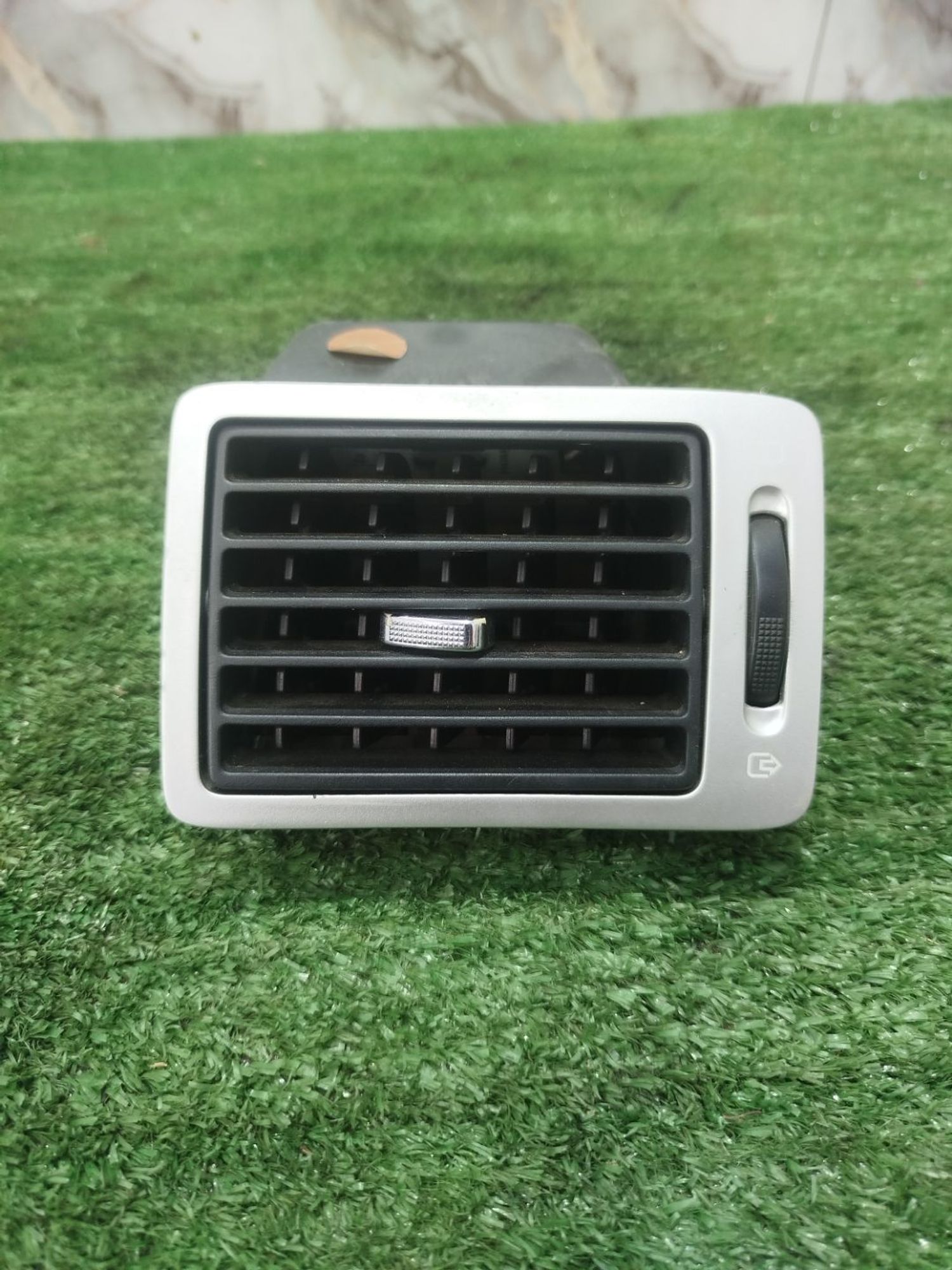 https://ycs.partsauto.market/partsauto-images/thmbs/userImages/2083c2a62fd034e59038f15de4c6b061/part/5da7e341-fc12-4b37-966d-8c31ae1ee655_1779873512126.jpg