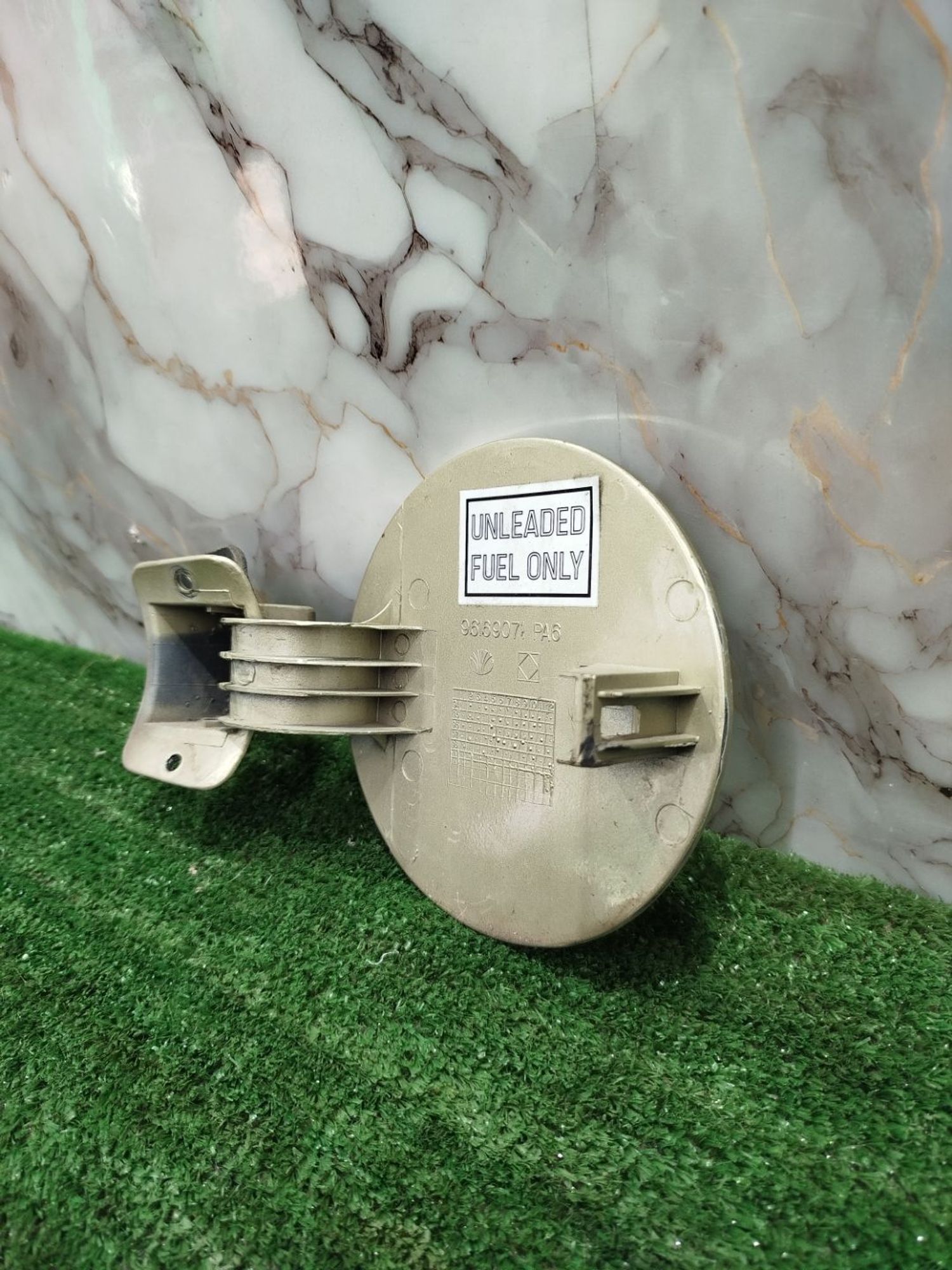 https://ycs.partsauto.market/partsauto-images/thmbs/userImages/2083c2a62fd034e59038f15de4c6b061/part/5dc56182-2455-4903-87ef-5c2b2db53a92_1782163535699.jpg