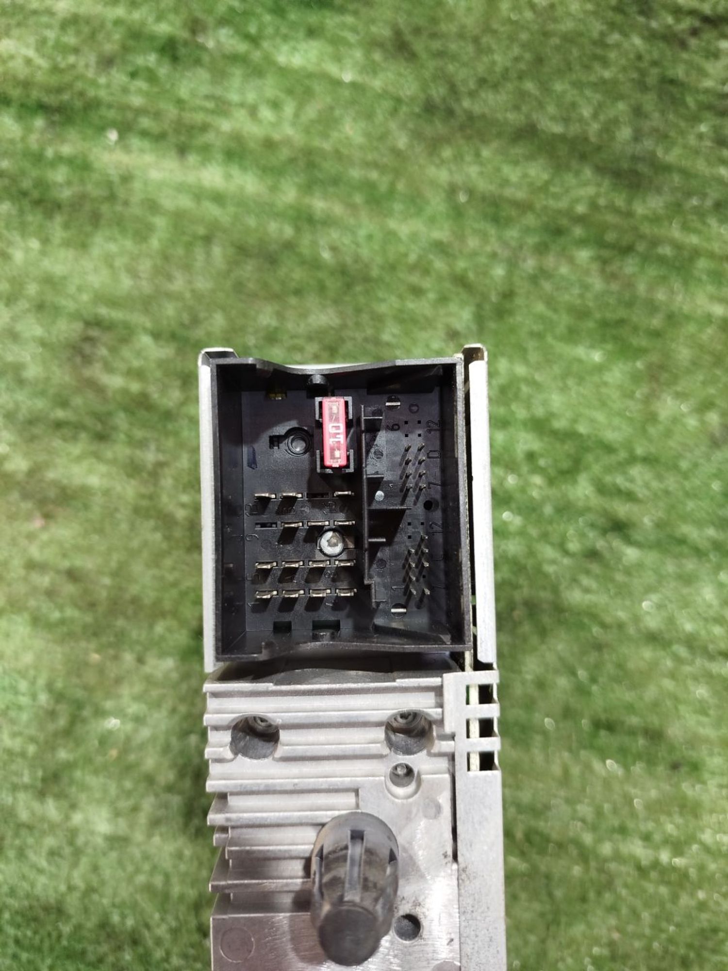 https://ycs.partsauto.market/partsauto-images/thmbs/userImages/2083c2a62fd034e59038f15de4c6b061/part/5f2d1fa1-9d49-4186-9c50-c9bfca2aa383_1779871232812.jpg