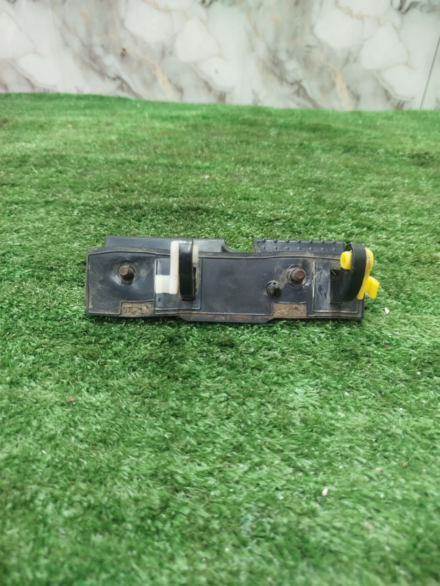 https://ycs.partsauto.market/partsauto-images/thmbs/userImages/2083c2a62fd034e59038f15de4c6b061/part/61303f14-82e2-4eb8-99ad-4cee41a1cfc5_1784811310604.jpg