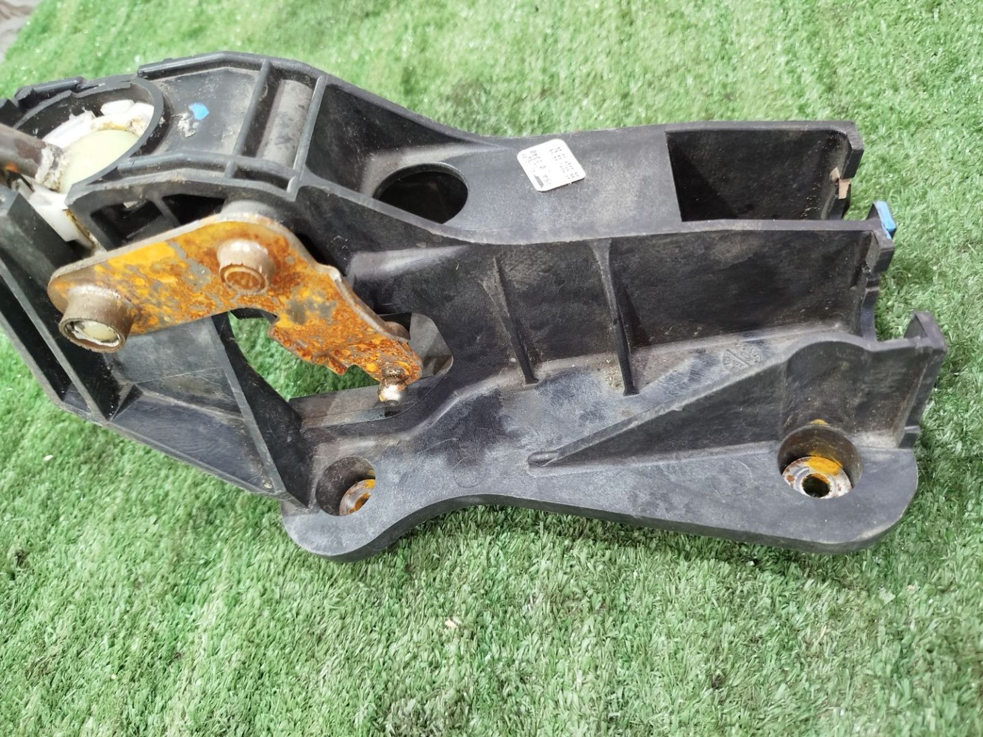 https://ycs.partsauto.market/partsauto-images/thmbs/userImages/2083c2a62fd034e59038f15de4c6b061/part/661763fb-ed75-4afc-ae25-a02265b8a323_1779092396156.jpg