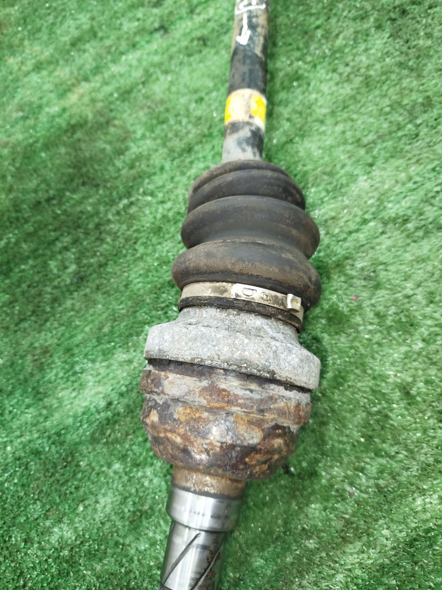 https://ycs.partsauto.market/partsauto-images/thmbs/userImages/2083c2a62fd034e59038f15de4c6b061/part/6707f650-c0c1-4263-8647-479f73495d94_1782078471953.jpg