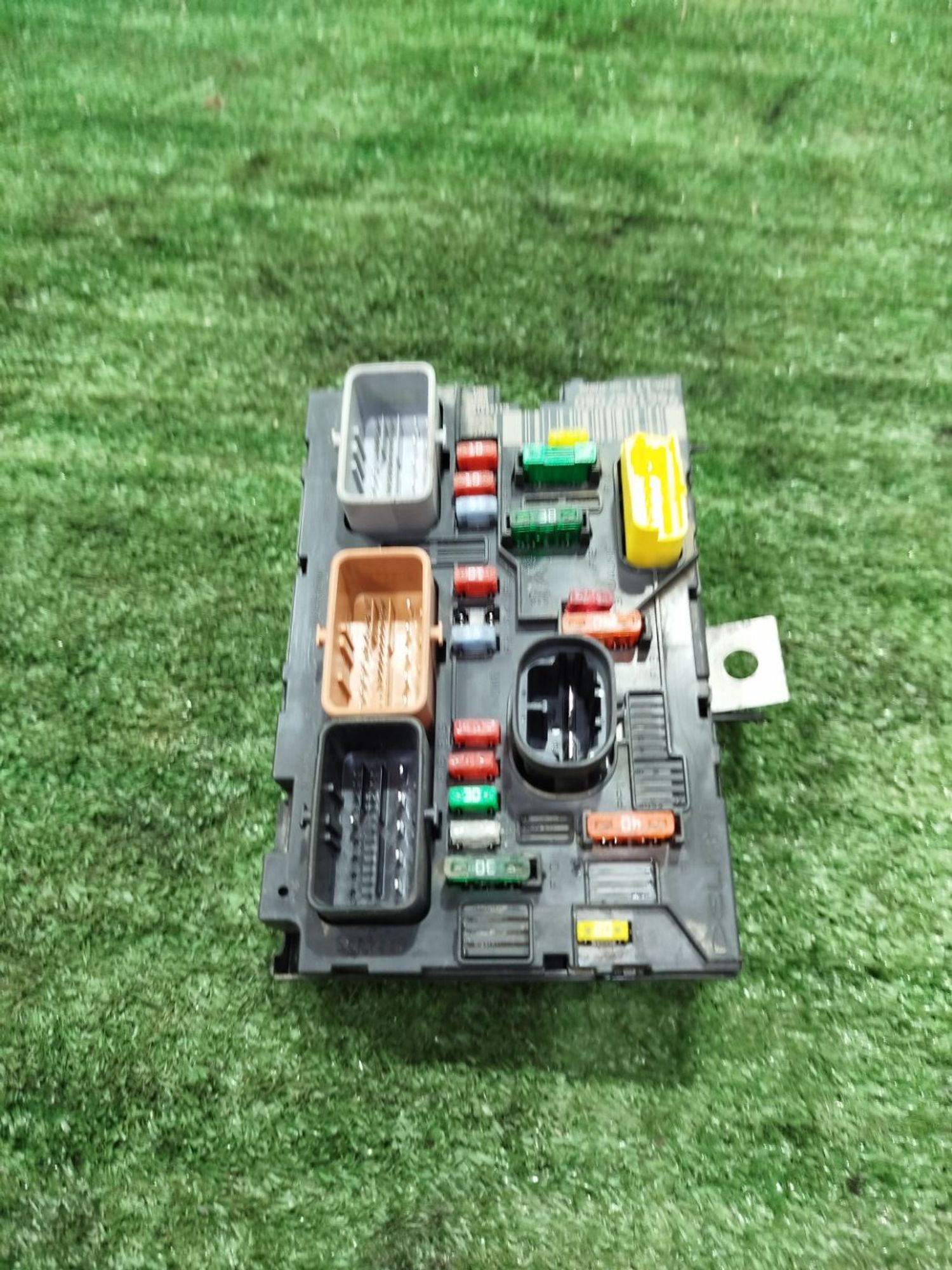 https://ycs.partsauto.market/partsauto-images/thmbs/userImages/2083c2a62fd034e59038f15de4c6b061/part/6750d158-d8d8-4020-a744-a6361154d580_1779303888976.jpg