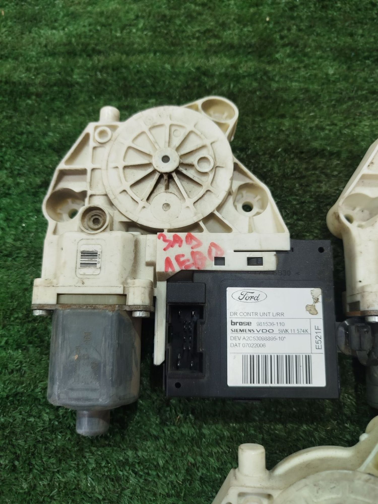 https://ycs.partsauto.market/partsauto-images/thmbs/userImages/2083c2a62fd034e59038f15de4c6b061/part/697ce887-5d10-4a7a-b2e7-108b6934605d_1785753139358.jpg