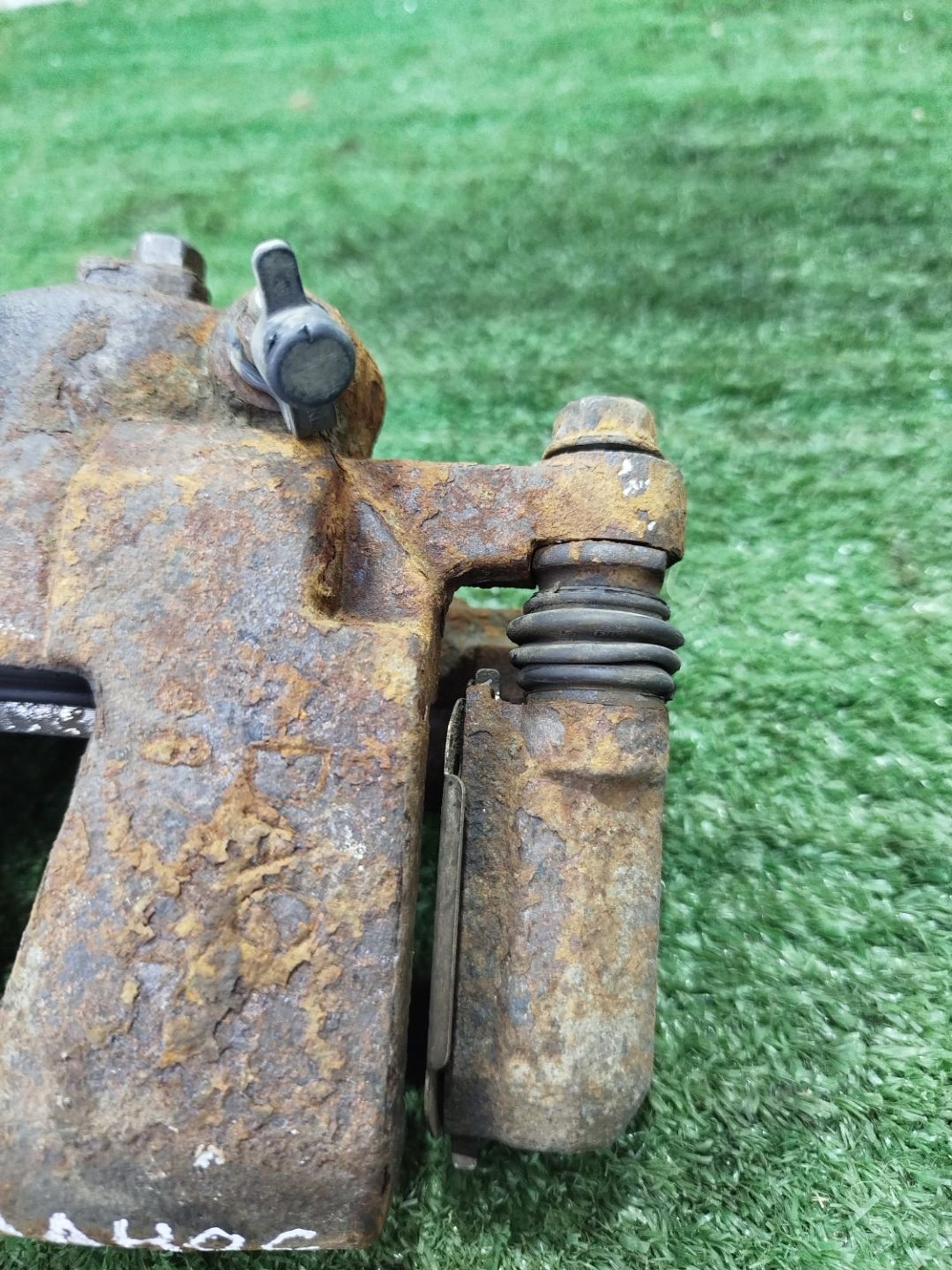 https://ycs.partsauto.market/partsauto-images/thmbs/userImages/2083c2a62fd034e59038f15de4c6b061/part/6a50a648-2881-416a-a6bf-f9ee0b64bdda_1780047842845.jpg
