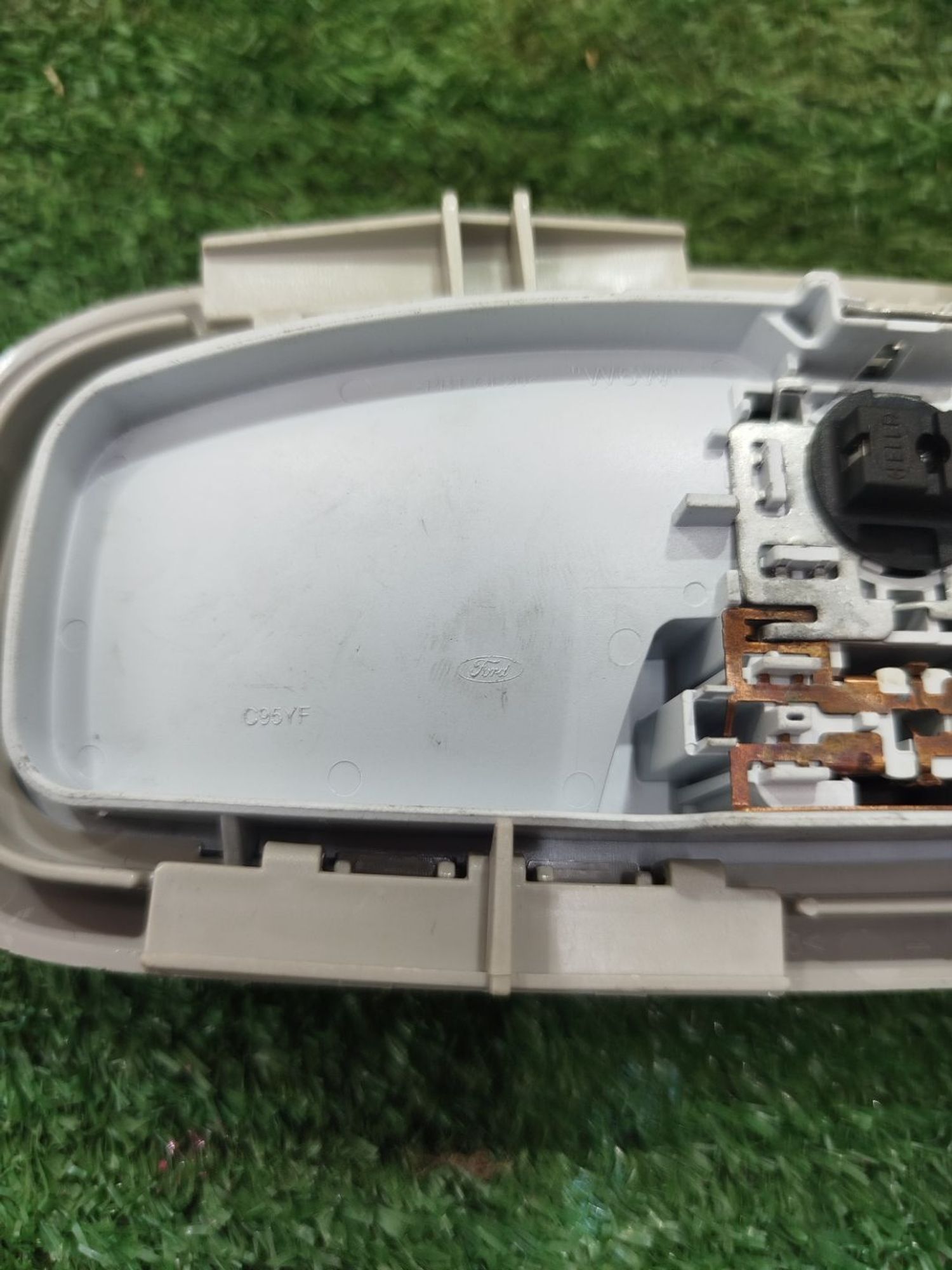 https://ycs.partsauto.market/partsauto-images/thmbs/userImages/2083c2a62fd034e59038f15de4c6b061/part/6c3d7952-50e5-4a81-9d88-9cb679271e56_1785782579358.jpg