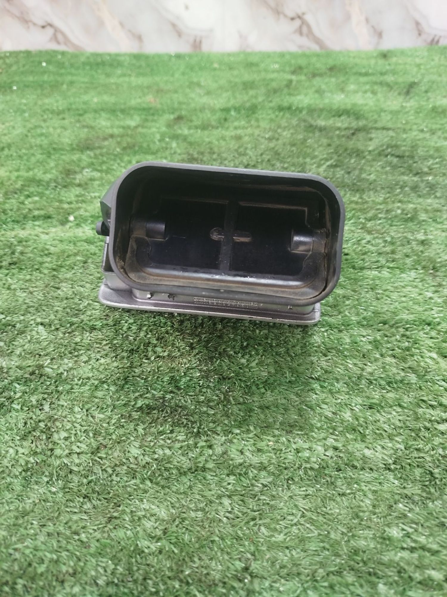 https://ycs.partsauto.market/partsauto-images/thmbs/userImages/2083c2a62fd034e59038f15de4c6b061/part/6c7510cc-43ce-4bb8-8621-e8599c5359b9_1779873473590.jpg