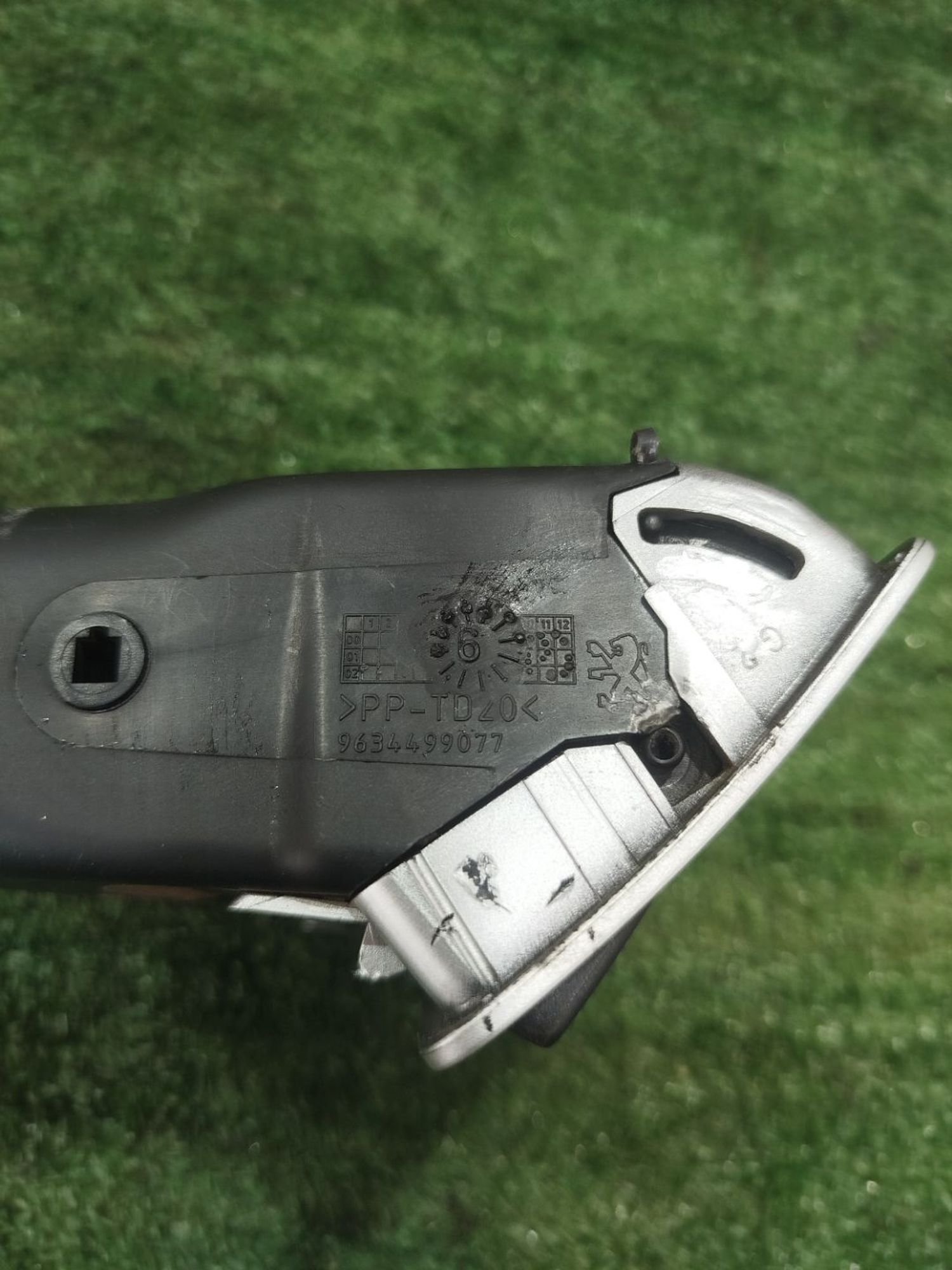 https://ycs.partsauto.market/partsauto-images/thmbs/userImages/2083c2a62fd034e59038f15de4c6b061/part/711e72d4-bc43-4428-8eac-bae8c14a04d4_1779873497946.jpg