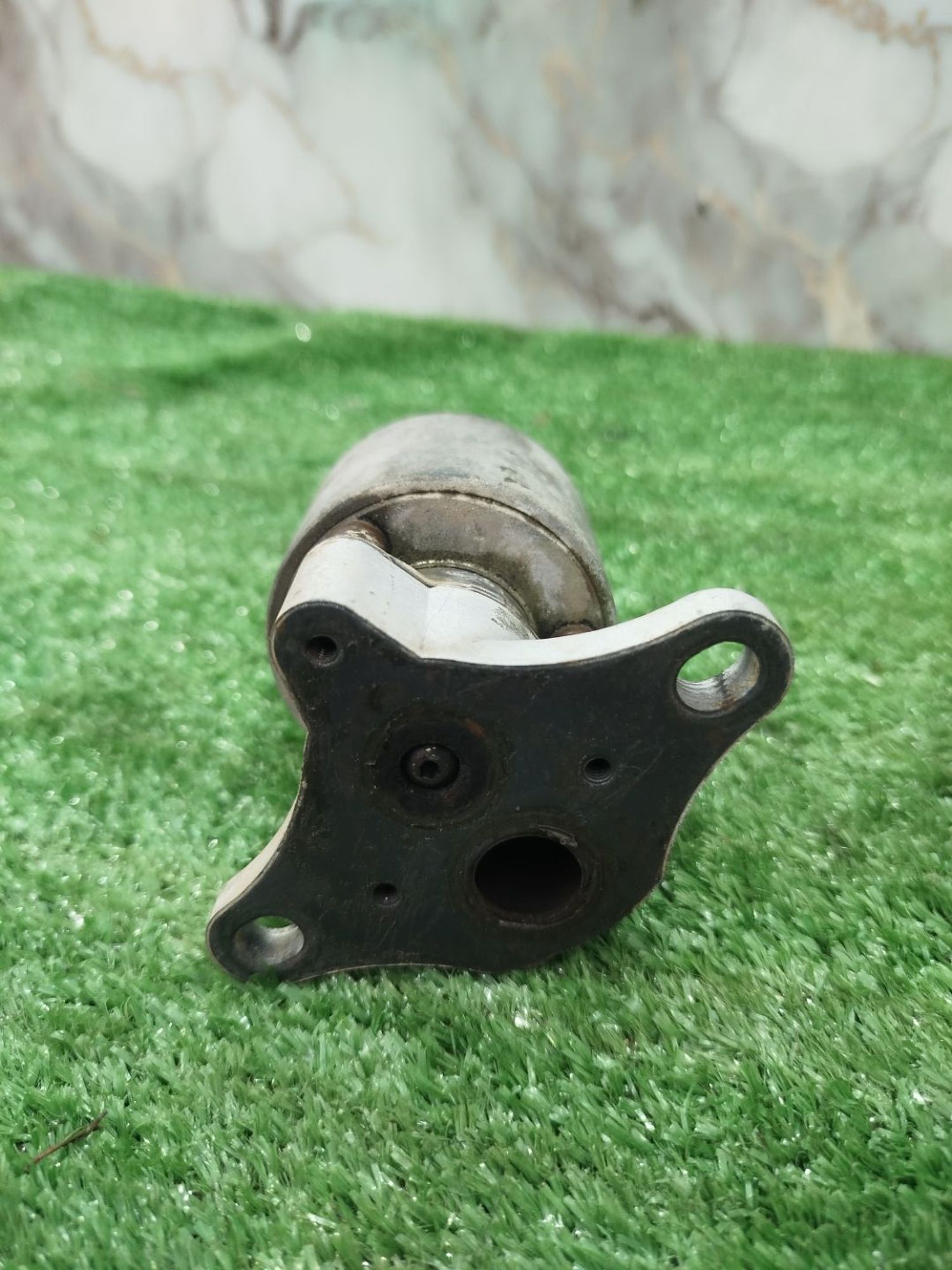 https://ycs.partsauto.market/partsauto-images/thmbs/userImages/2083c2a62fd034e59038f15de4c6b061/part/75a96841-87b4-4d14-9621-ff8d8522e45b_1780056768981.jpg