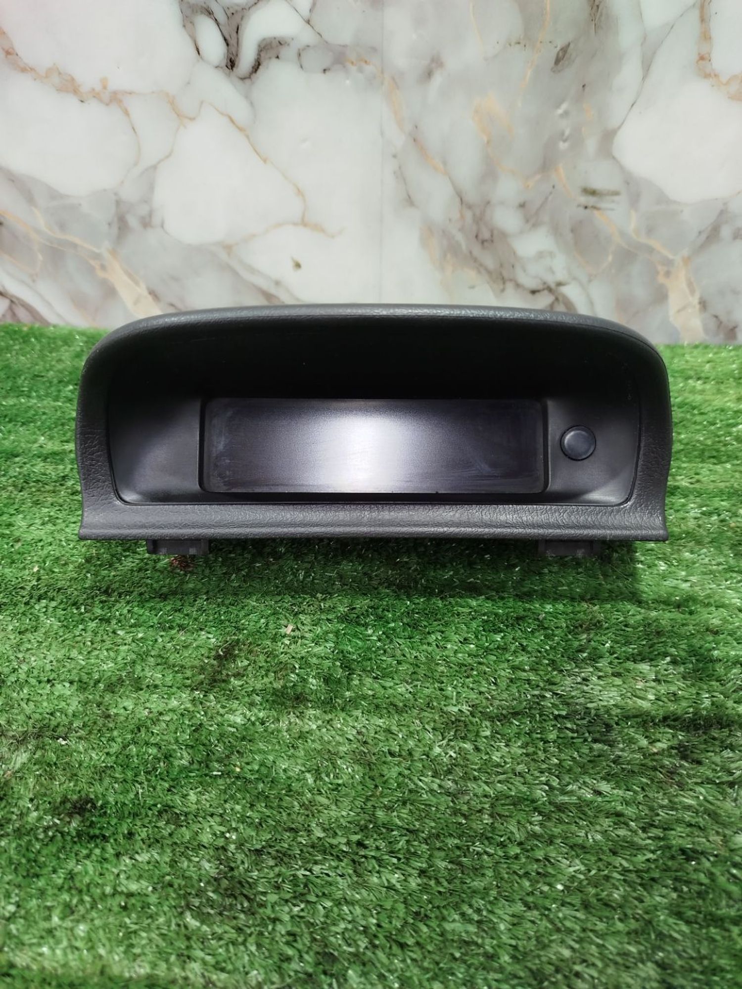 https://ycs.partsauto.market/partsauto-images/thmbs/userImages/2083c2a62fd034e59038f15de4c6b061/part/79b99d65-1c85-42a6-82a7-450c9ed953d7_1779305273171.jpg
