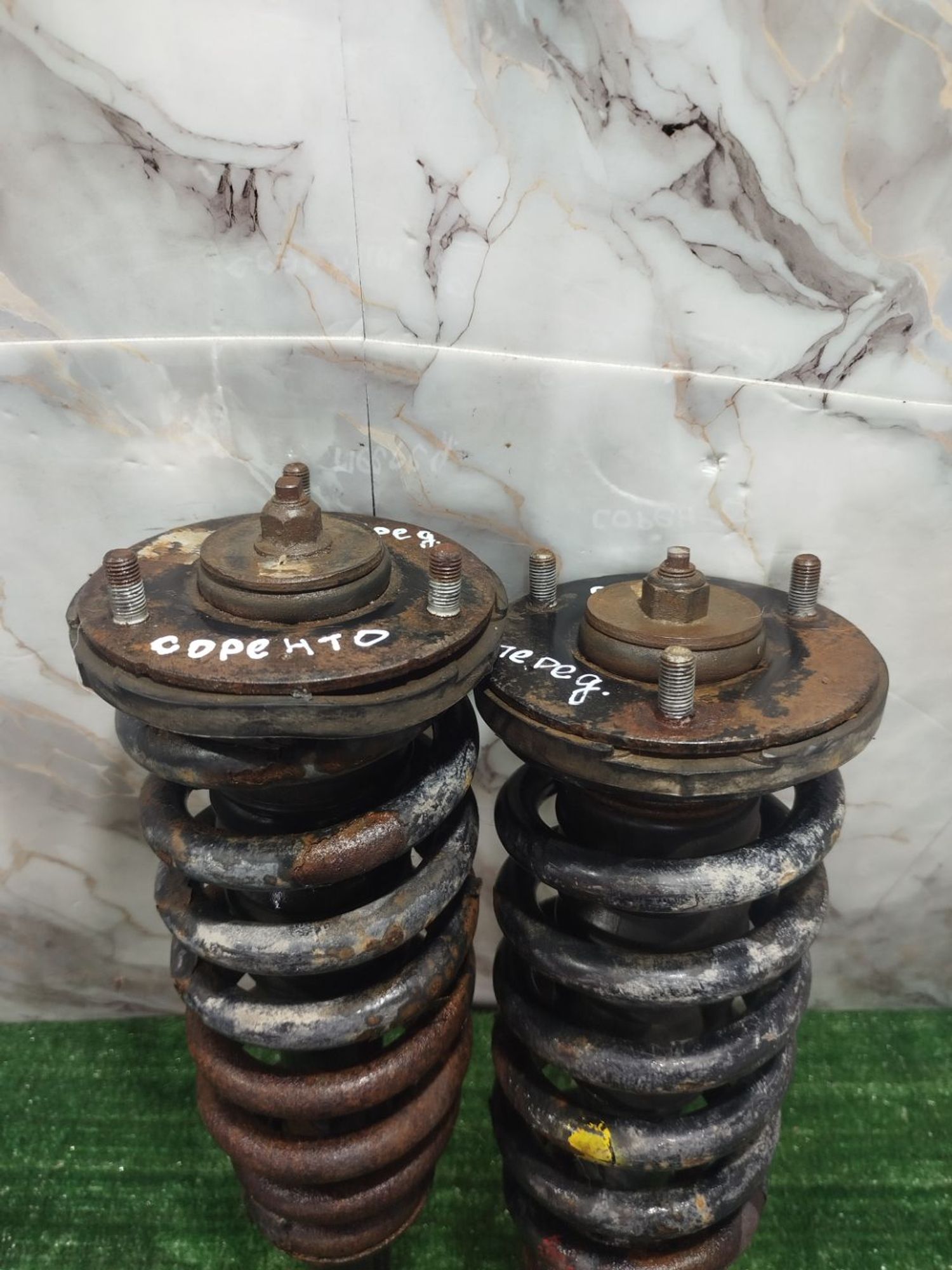 https://ycs.partsauto.market/partsauto-images/thmbs/userImages/2083c2a62fd034e59038f15de4c6b061/part/7c7c6fed-d788-4682-bb76-f2ccee969eed_1784376800821.jpg