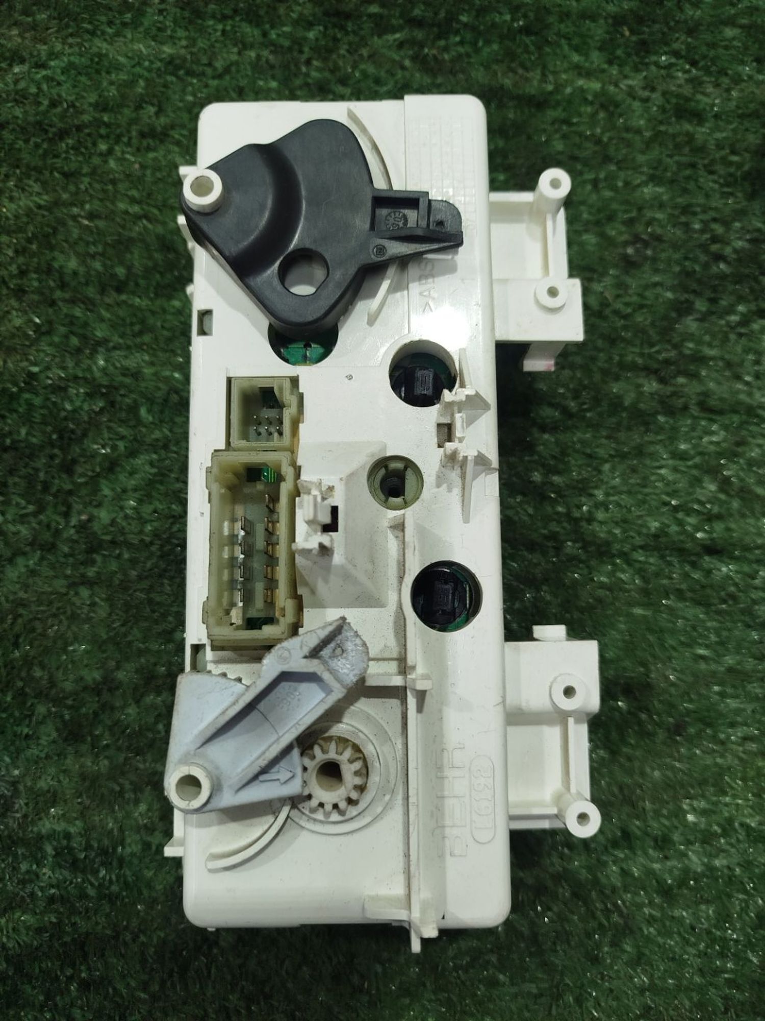 https://ycs.partsauto.market/partsauto-images/thmbs/userImages/2083c2a62fd034e59038f15de4c6b061/part/7f7d1f49-9f1a-41cf-bd8d-6dfb9faba030_1779304749204.jpg