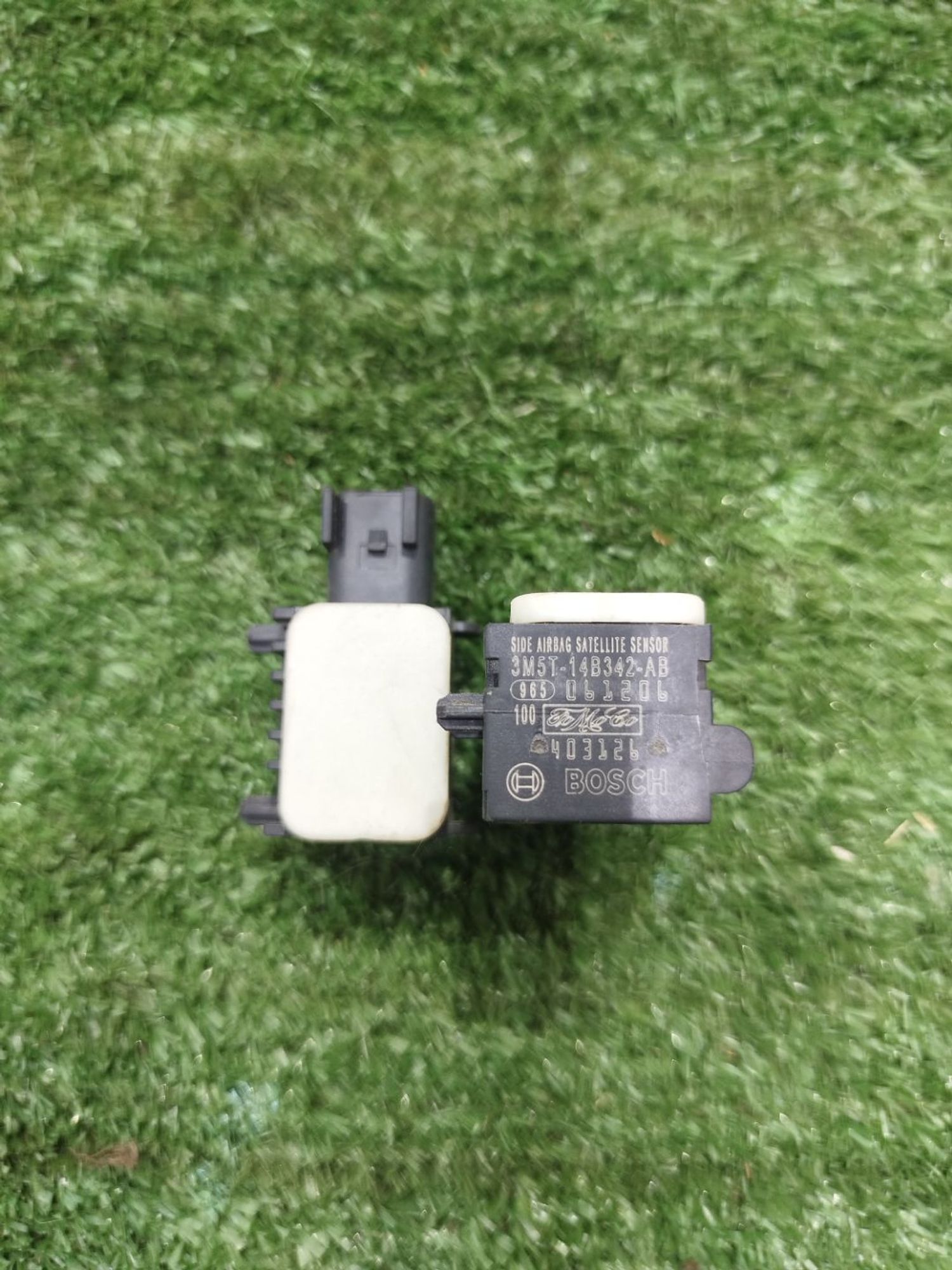 https://ycs.partsauto.market/partsauto-images/thmbs/userImages/2083c2a62fd034e59038f15de4c6b061/part/7f94714e-28f9-444b-bcf1-e35de95550eb_1785685330901.jpg
