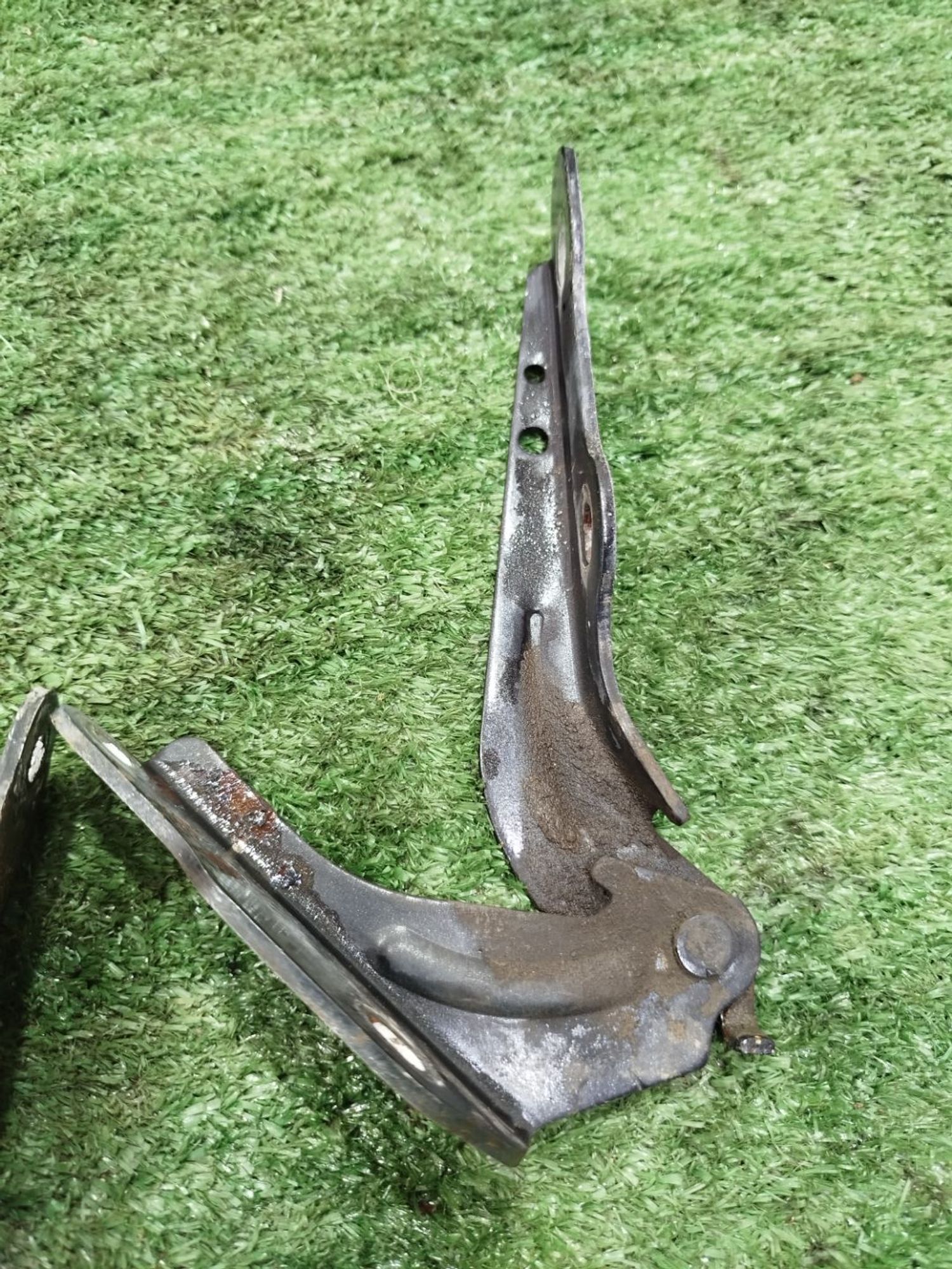 https://ycs.partsauto.market/partsauto-images/thmbs/userImages/2083c2a62fd034e59038f15de4c6b061/part/8581b762-b062-4fb6-a511-8ee850e5ad17_1780047244989.jpg