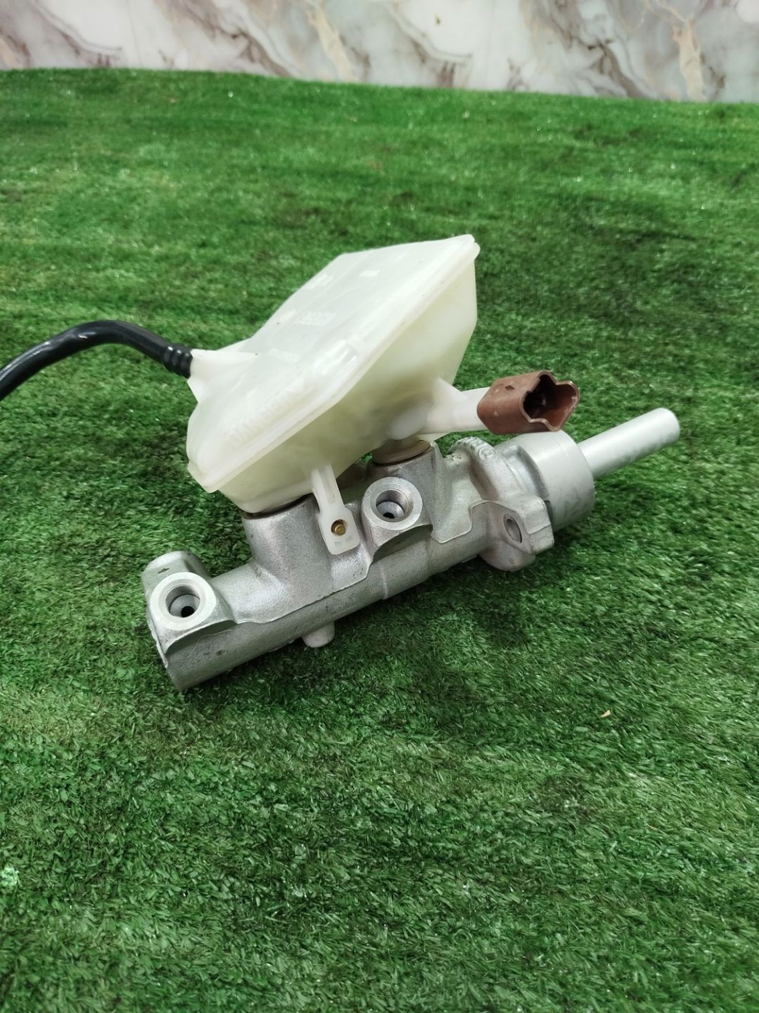 https://ycs.partsauto.market/partsauto-images/thmbs/userImages/2083c2a62fd034e59038f15de4c6b061/part/89ac6700-f5ac-41fe-aa89-0486bf3cf25a_1779127101164.jpg