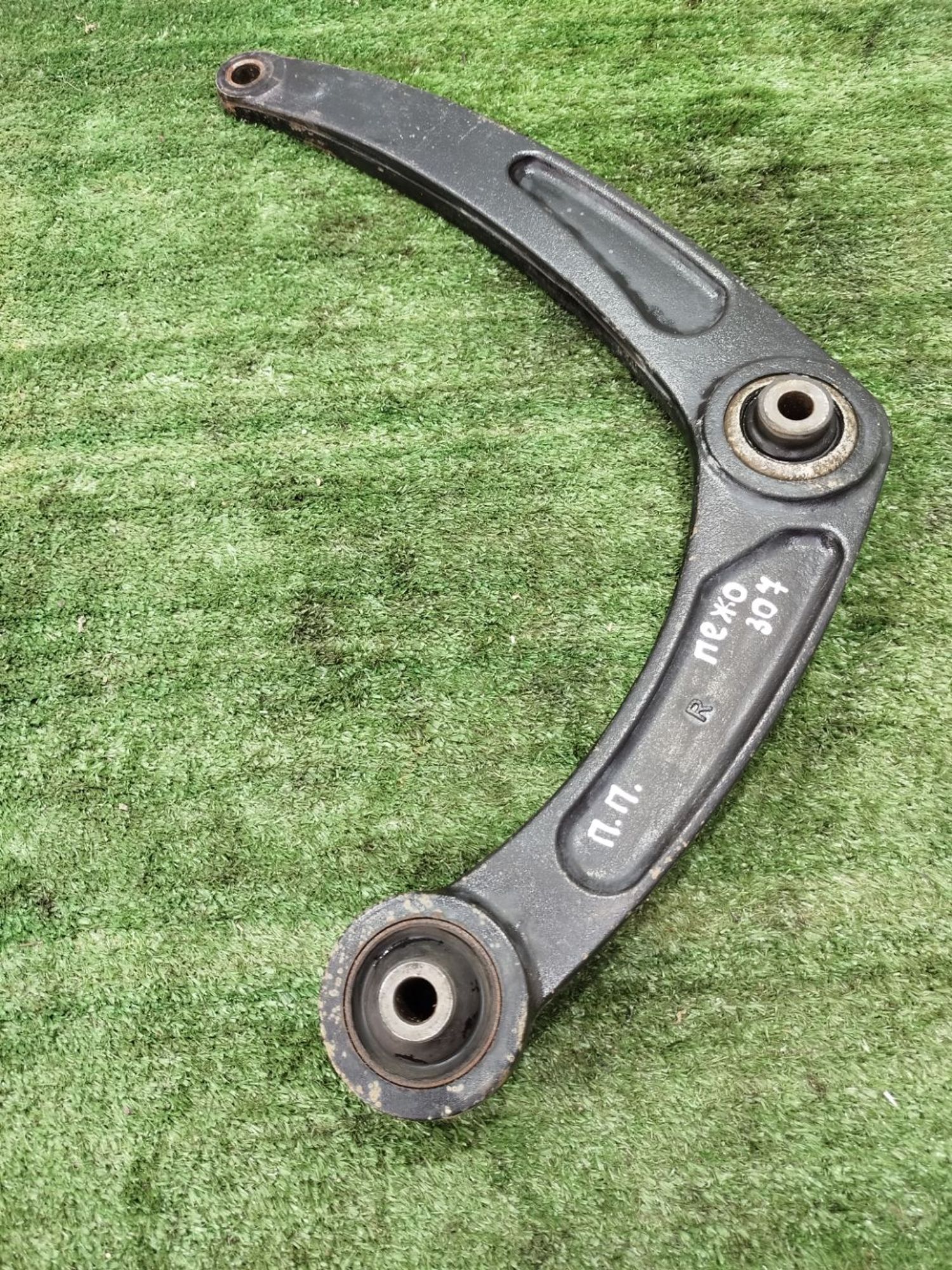 https://ycs.partsauto.market/partsauto-images/thmbs/userImages/2083c2a62fd034e59038f15de4c6b061/part/8ab94626-59c4-43f7-87da-3a34febb3b19_1779126541999.jpg