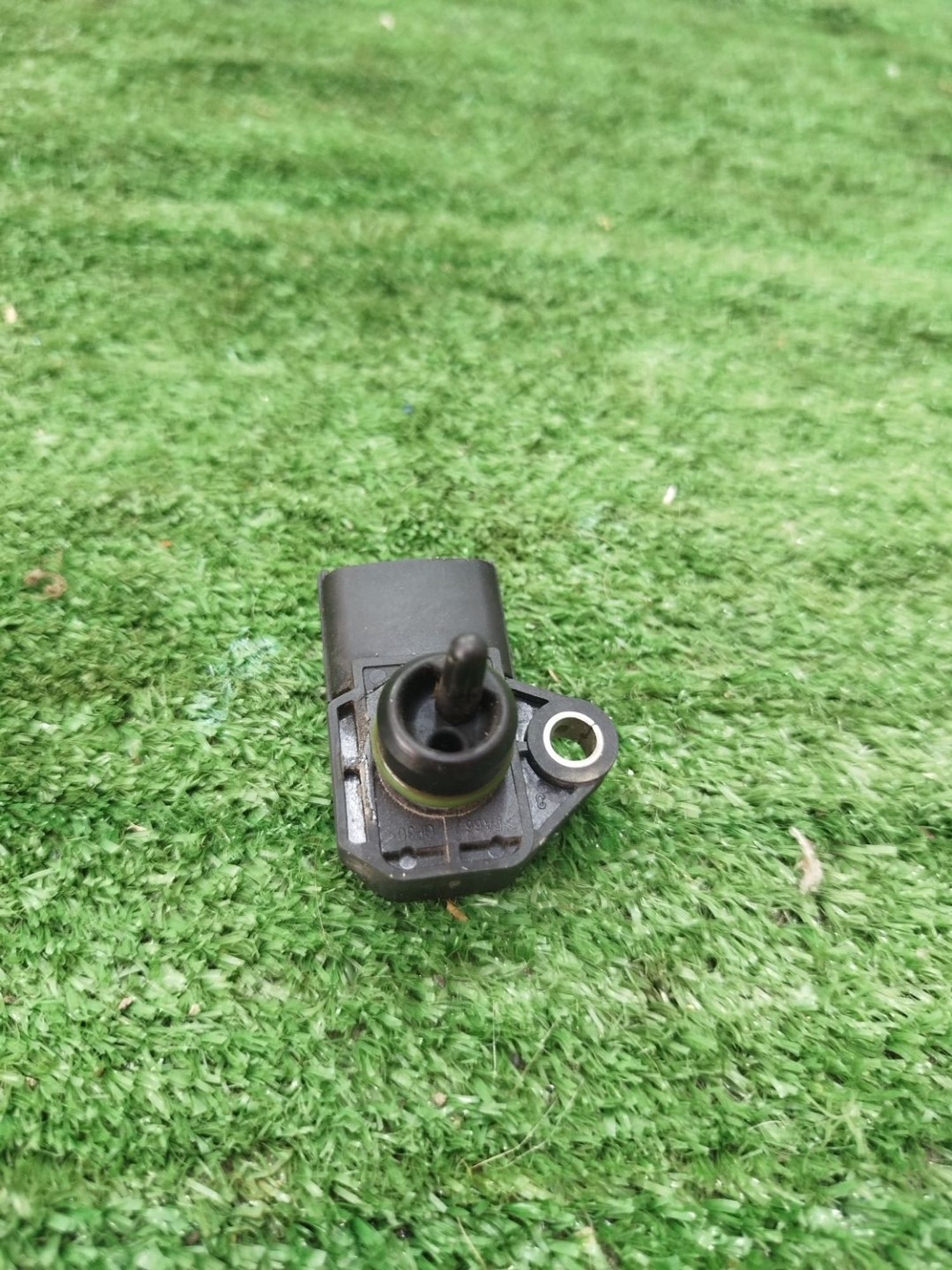 https://ycs.partsauto.market/partsauto-images/thmbs/userImages/2083c2a62fd034e59038f15de4c6b061/part/8eb7dd3c-746a-4402-9f37-81fa3f9bc0d7_1784805458284.jpg