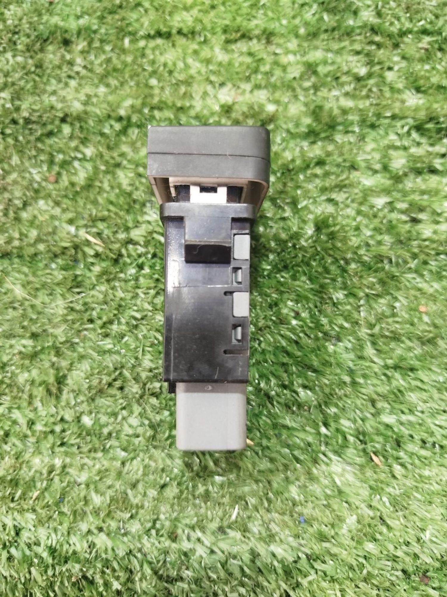 https://ycs.partsauto.market/partsauto-images/thmbs/userImages/2083c2a62fd034e59038f15de4c6b061/part/8f99d018-4f05-40df-a02b-2430d1d036e7_1784804119934.jpg