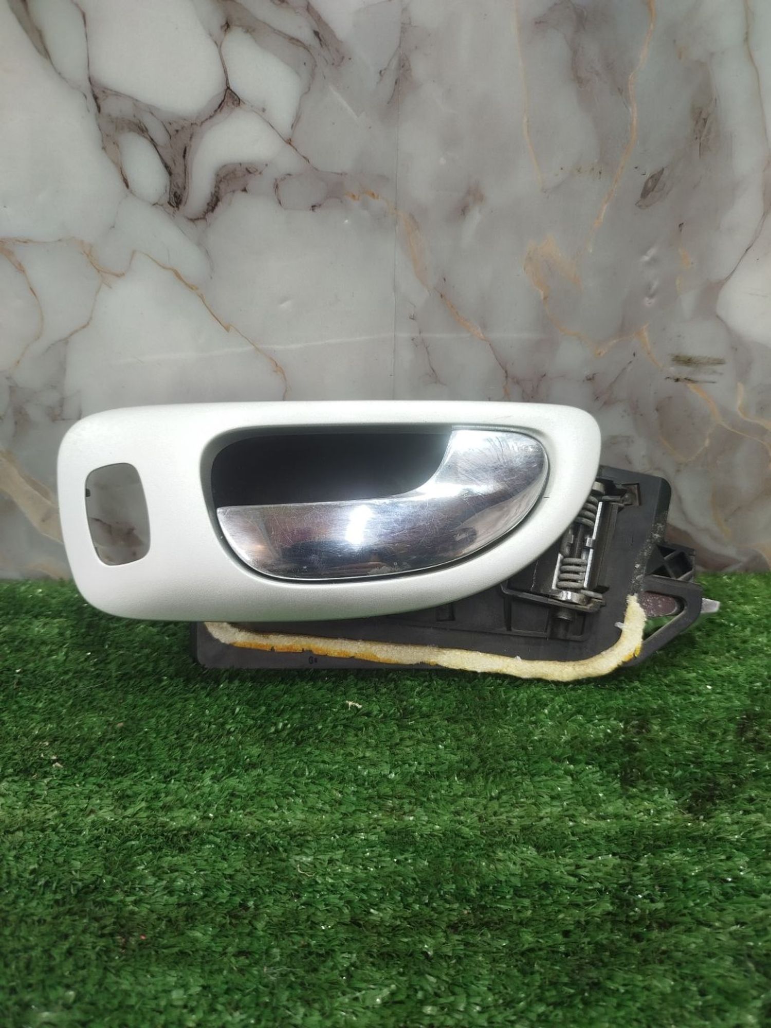 https://ycs.partsauto.market/partsauto-images/thmbs/userImages/2083c2a62fd034e59038f15de4c6b061/part/900d9c4d-4425-4eef-be79-1645e3a68142_1779872135982.jpg