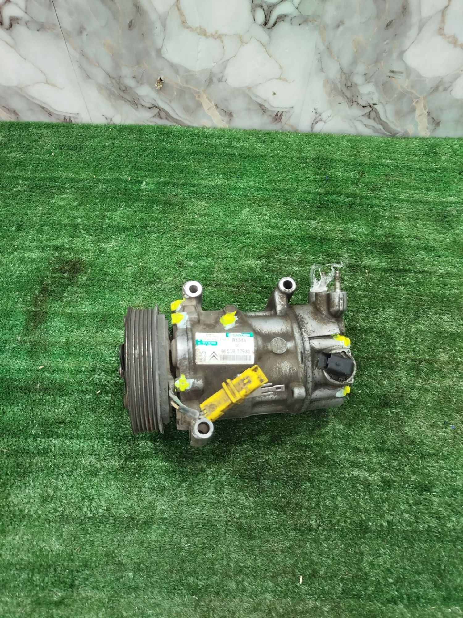 https://ycs.partsauto.market/partsauto-images/thmbs/userImages/2083c2a62fd034e59038f15de4c6b061/part/9074a602-c626-461a-92f7-8830dfc849e0_1785495454133.jpg