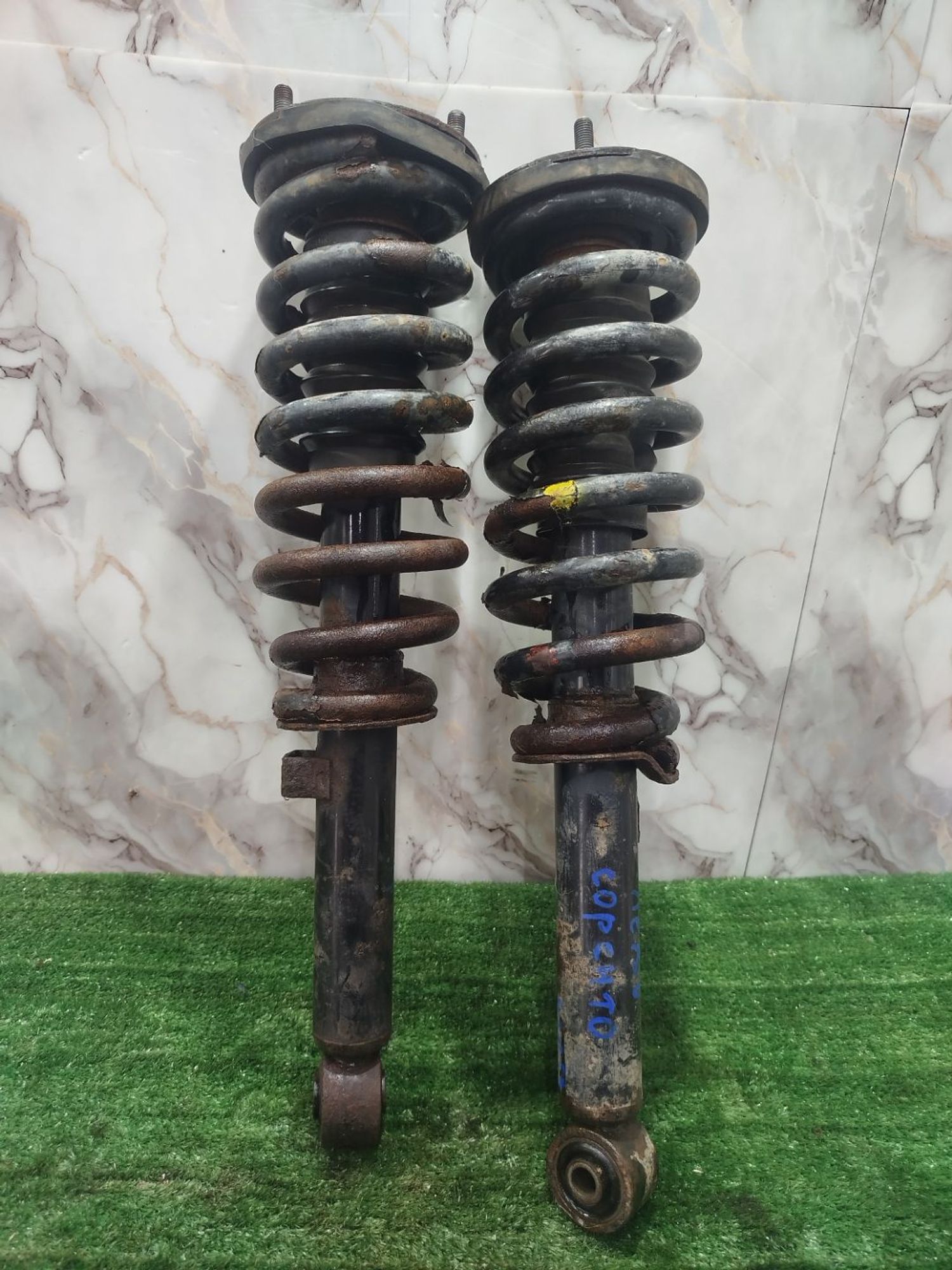 https://ycs.partsauto.market/partsauto-images/thmbs/userImages/2083c2a62fd034e59038f15de4c6b061/part/938f28f7-678b-42e2-befe-3bfde65b2604_1784376796976.jpg