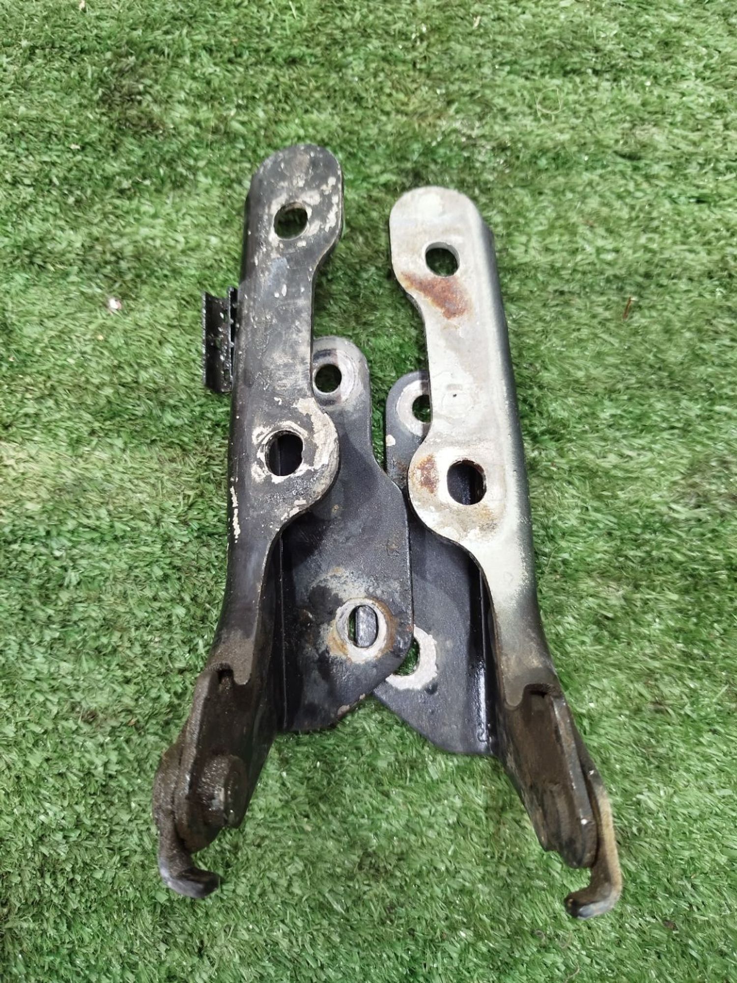 https://ycs.partsauto.market/partsauto-images/thmbs/userImages/2083c2a62fd034e59038f15de4c6b061/part/964e1c67-e999-433c-9d01-0b615937c580_1780047251116.jpg