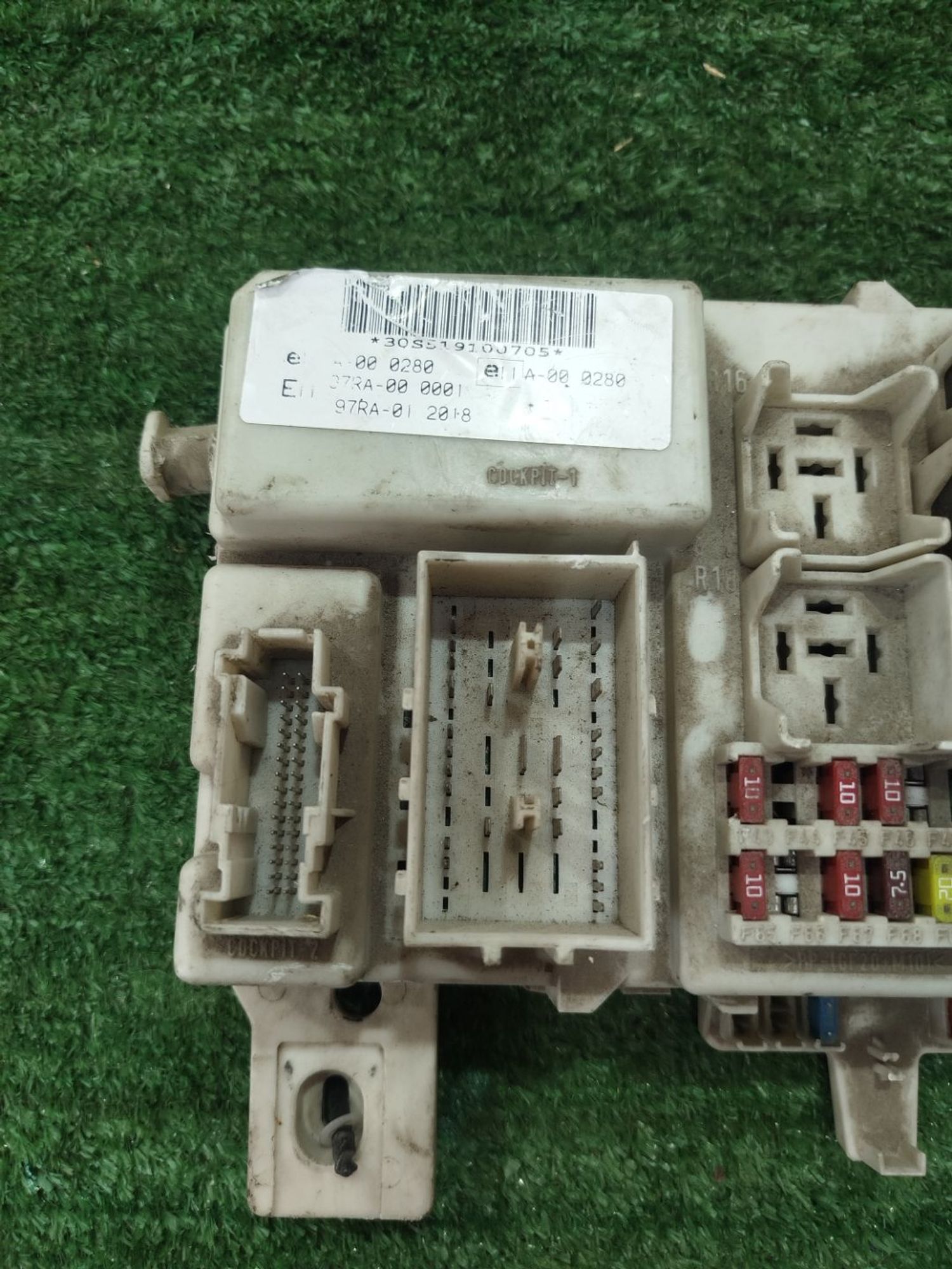 https://ycs.partsauto.market/partsauto-images/thmbs/userImages/2083c2a62fd034e59038f15de4c6b061/part/9bc7d003-61f7-4080-8dbe-63d7b932a84d_1785782283146.jpg