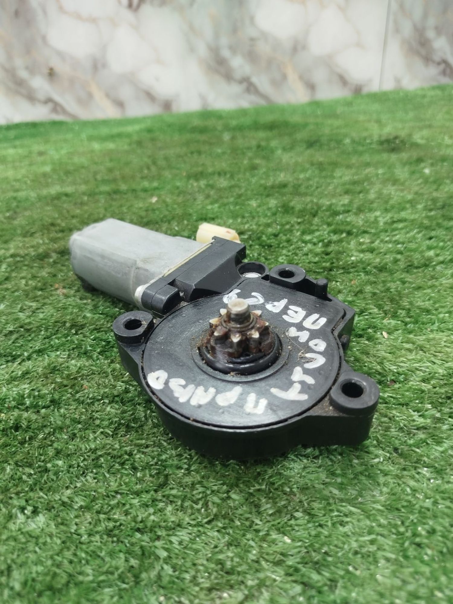 https://ycs.partsauto.market/partsauto-images/thmbs/userImages/2083c2a62fd034e59038f15de4c6b061/part/a0b72369-e1f4-4881-8573-5099a2ee4738_1784809440886.jpg