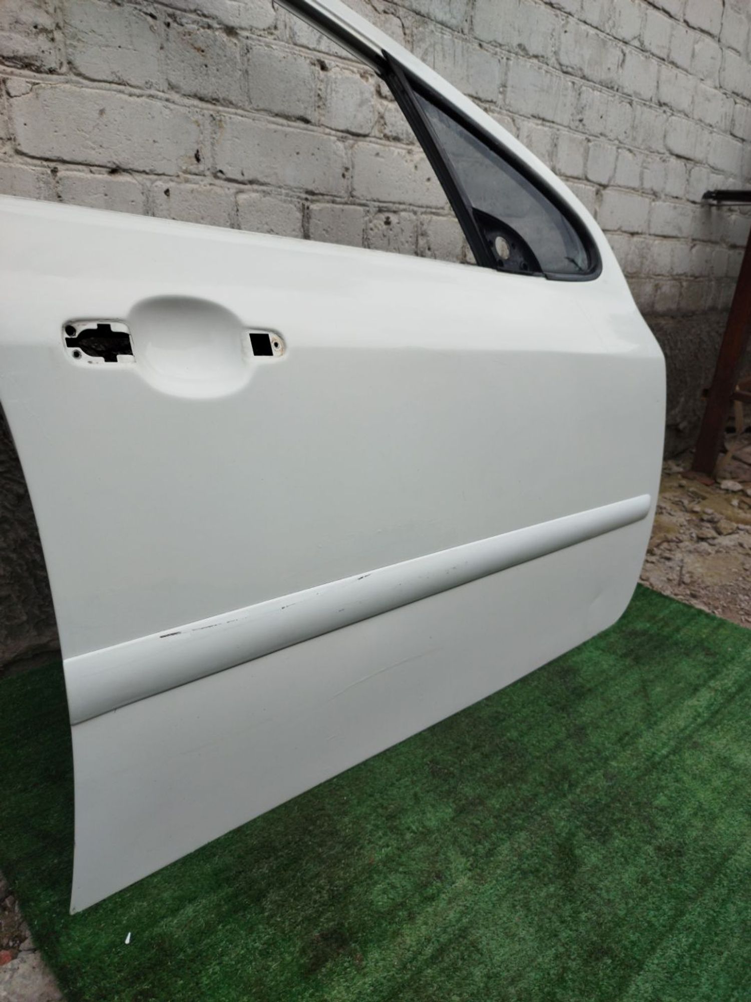 https://ycs.partsauto.market/partsauto-images/thmbs/userImages/2083c2a62fd034e59038f15de4c6b061/part/a120b800-bdac-4d47-afbd-da30cce735ff_1779369685108.jpg