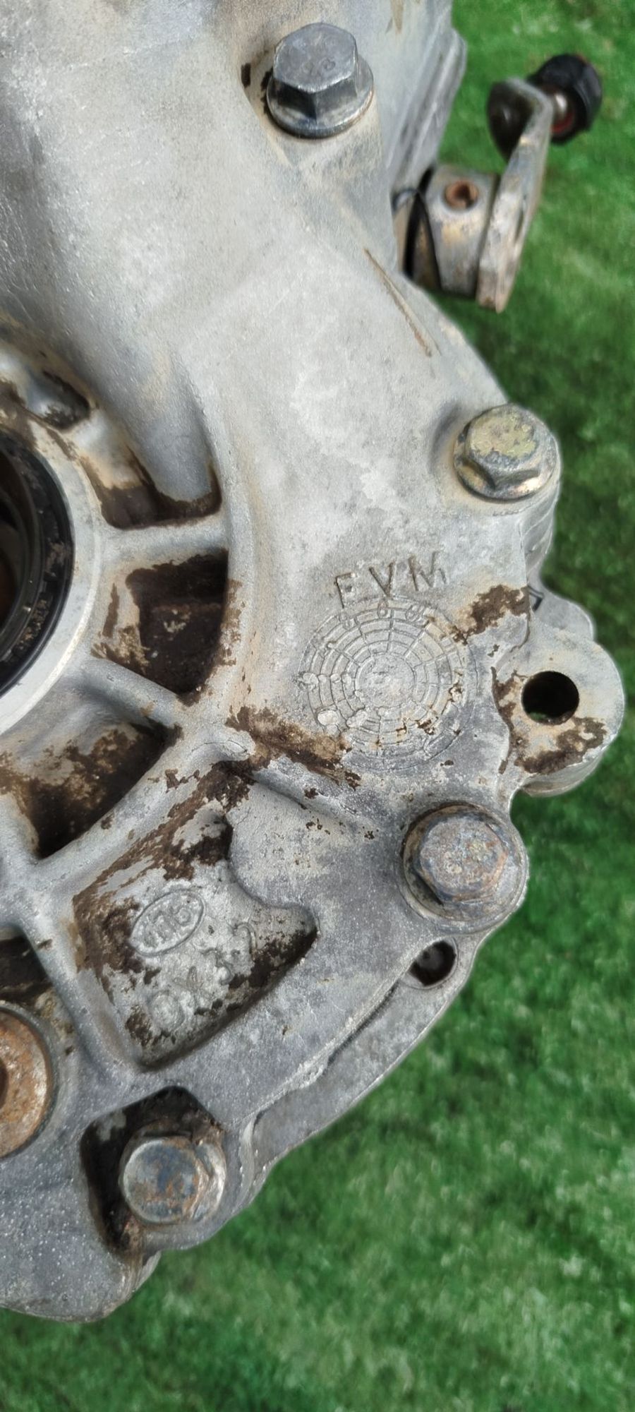 https://ycs.partsauto.market/partsauto-images/thmbs/userImages/2083c2a62fd034e59038f15de4c6b061/part/a5d6781f-843b-47ac-88e2-e29f5fae8a61_1779095661188.jpg