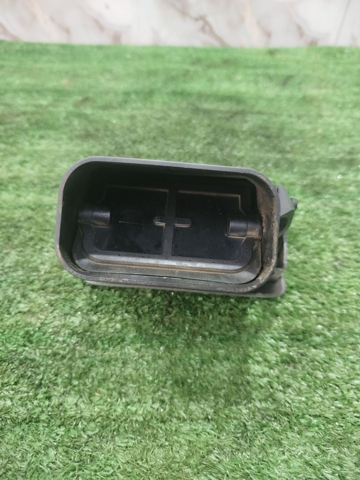 https://ycs.partsauto.market/partsauto-images/thmbs/userImages/2083c2a62fd034e59038f15de4c6b061/part/a67e24f5-ddf5-4bde-bff7-6c43f0a82469_1779873577399.jpg