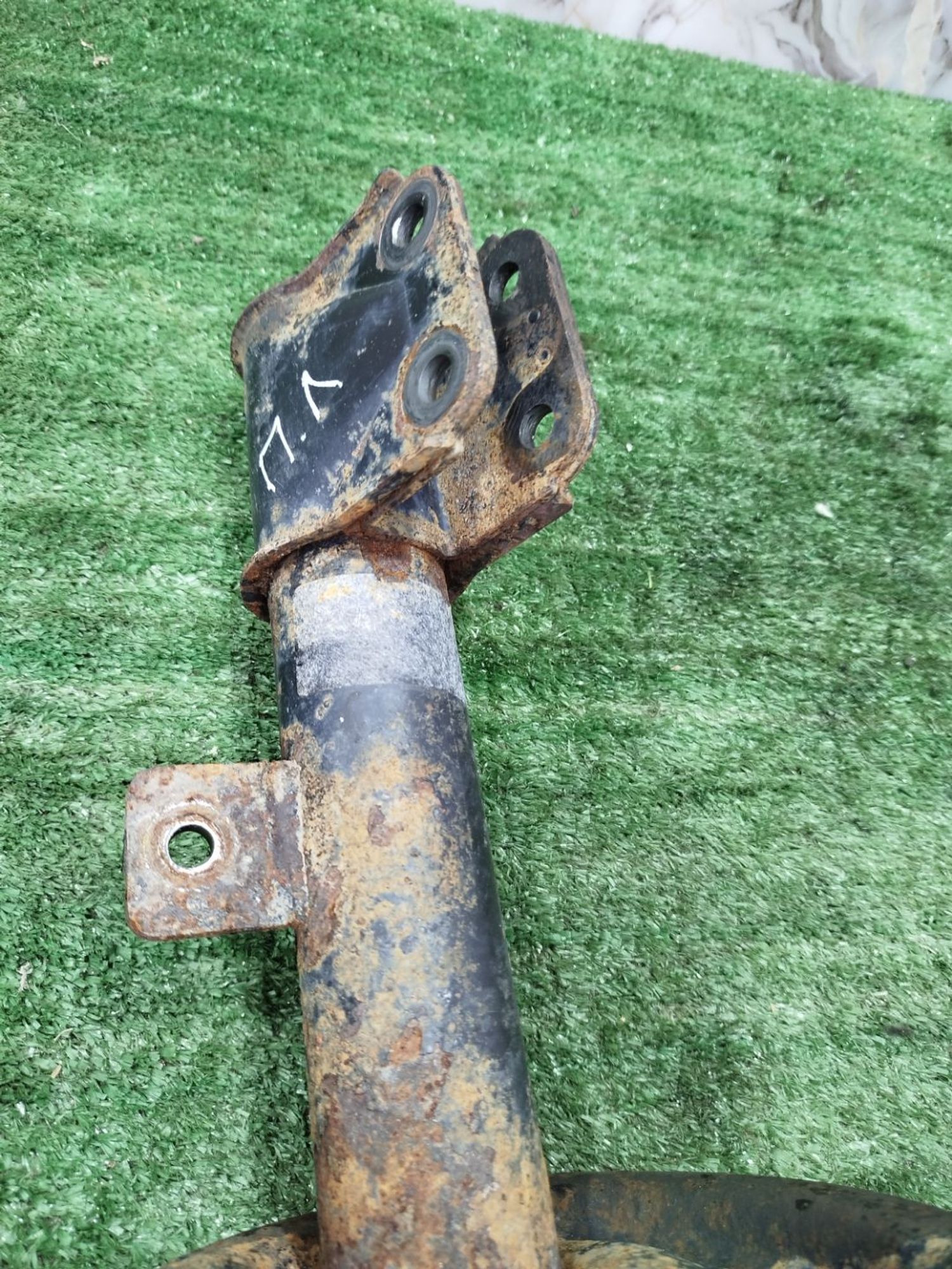 https://ycs.partsauto.market/partsauto-images/thmbs/userImages/2083c2a62fd034e59038f15de4c6b061/part/a9128f11-1f50-4e71-ab97-1ebdeeb7999e_1779014887159.jpg