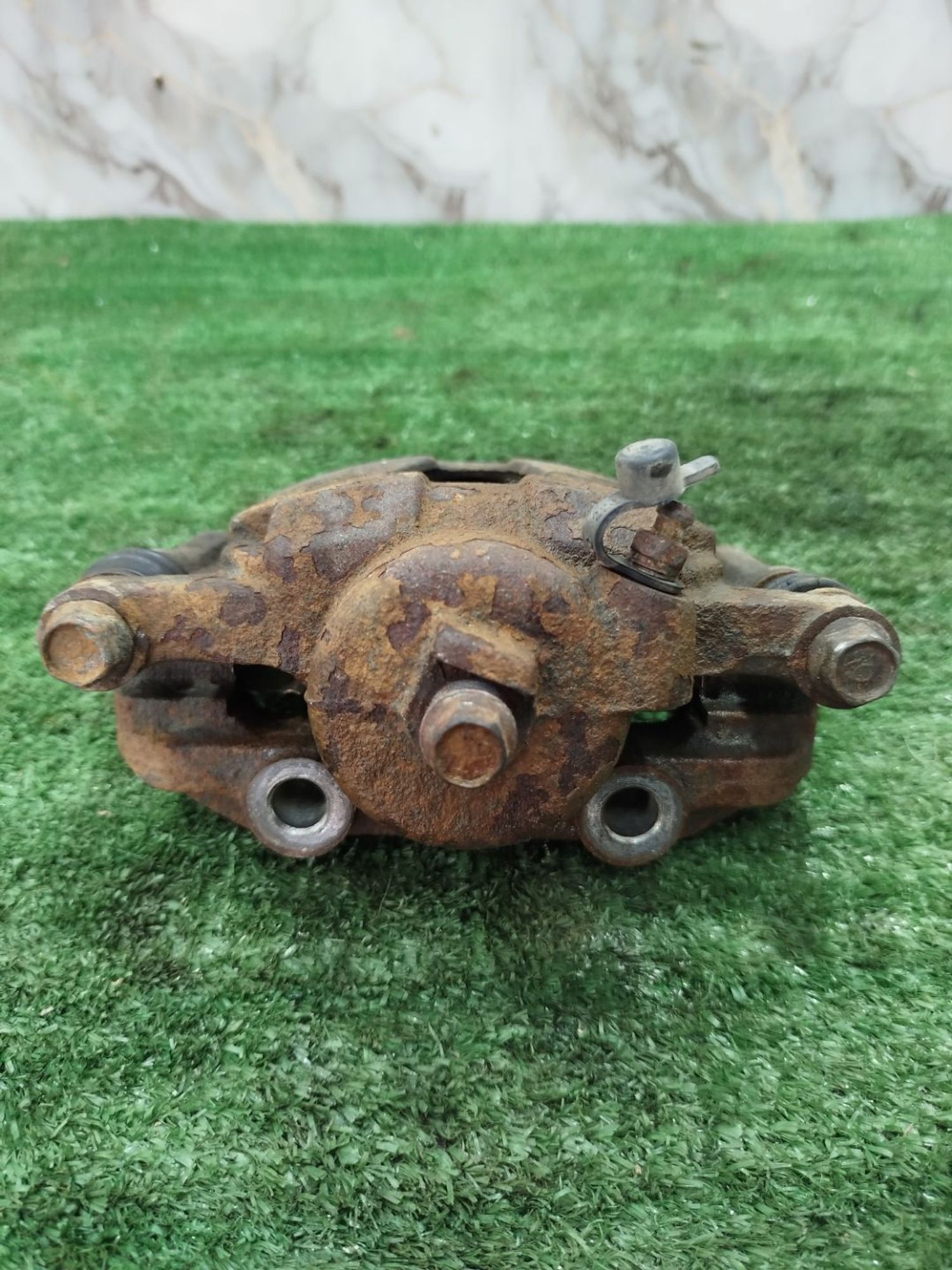 https://ycs.partsauto.market/partsauto-images/thmbs/userImages/2083c2a62fd034e59038f15de4c6b061/part/aaae0898-c8fb-4f53-8a95-f9855682dc7c_1780047767421.jpg