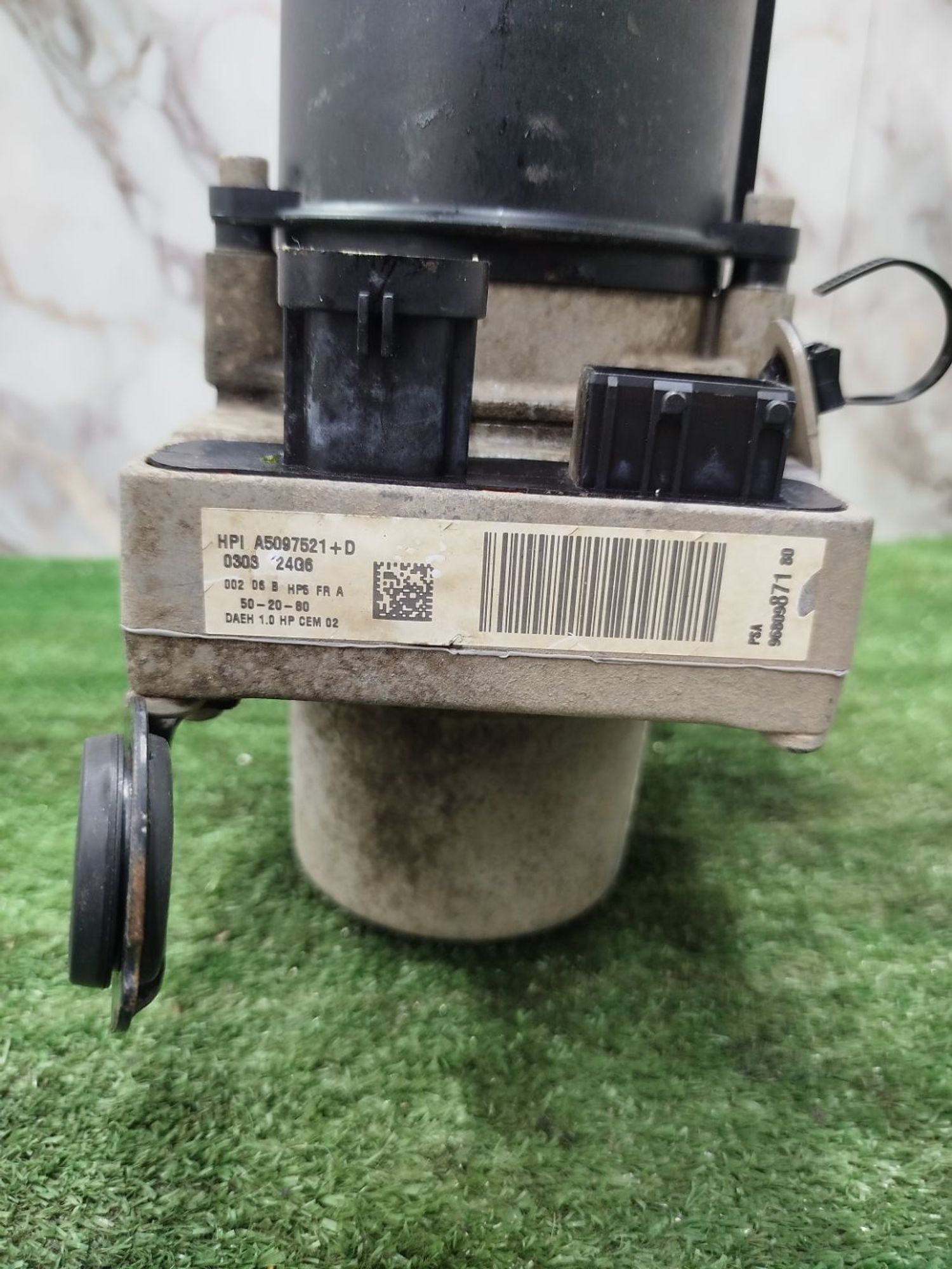 https://ycs.partsauto.market/partsauto-images/thmbs/userImages/2083c2a62fd034e59038f15de4c6b061/part/b1379781-e867-49a0-900e-bcf8ca73b463_1779098683487.jpg